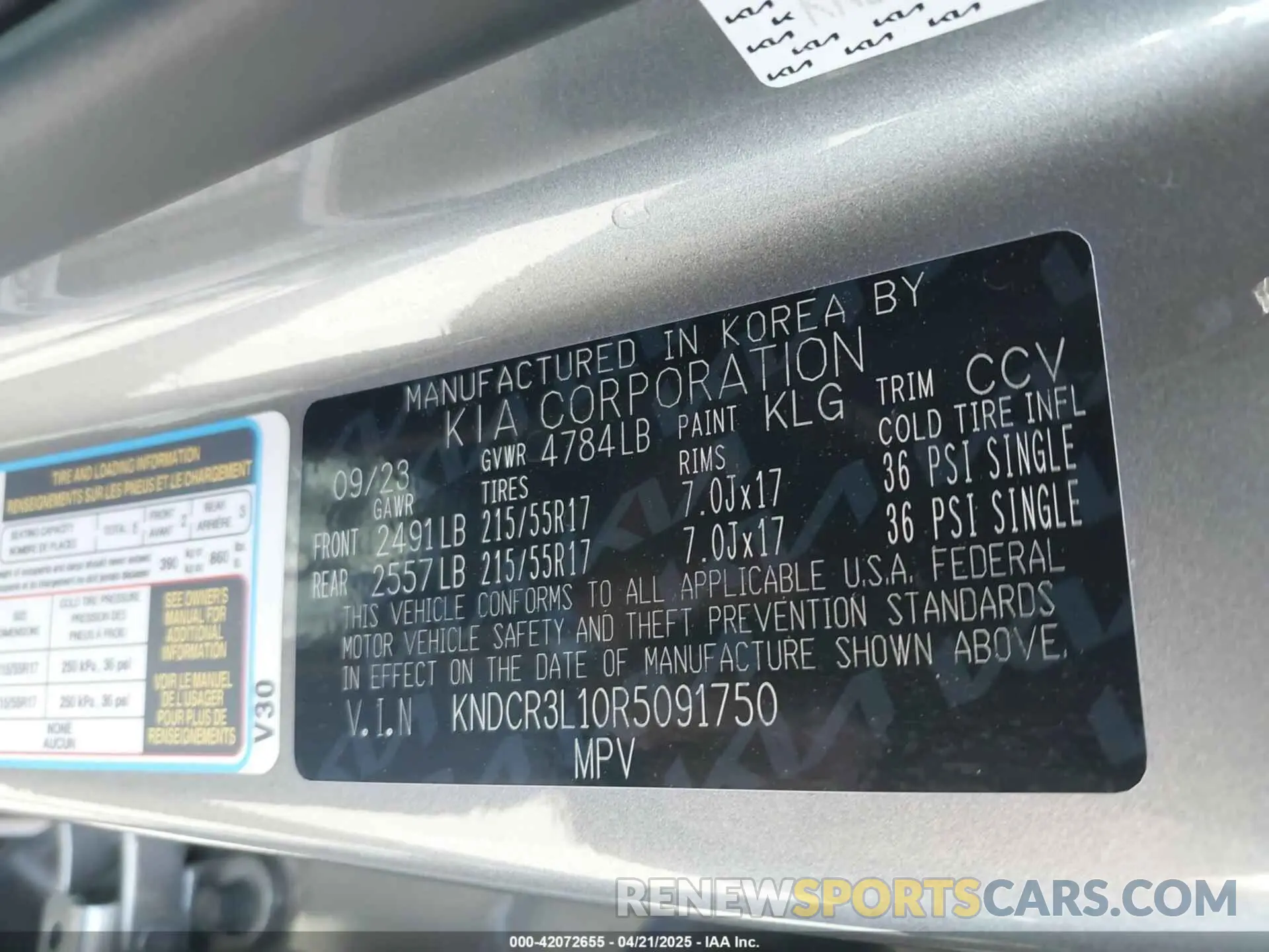 9 Photograph of a damaged car KNDCR3L10R5091750 KIA NIRO EV 2024