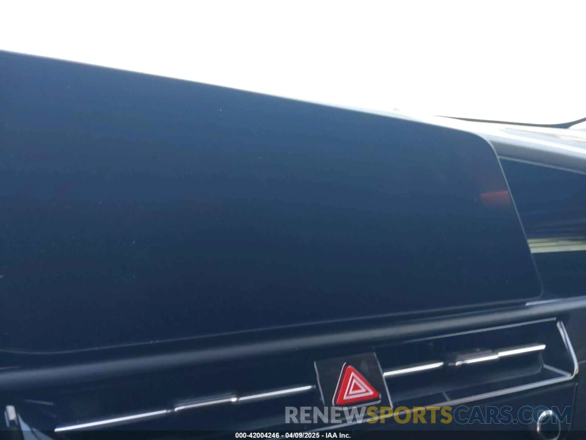 18 Photograph of a damaged car KNDCR3L11R5105378 KIA NIRO EV 2024