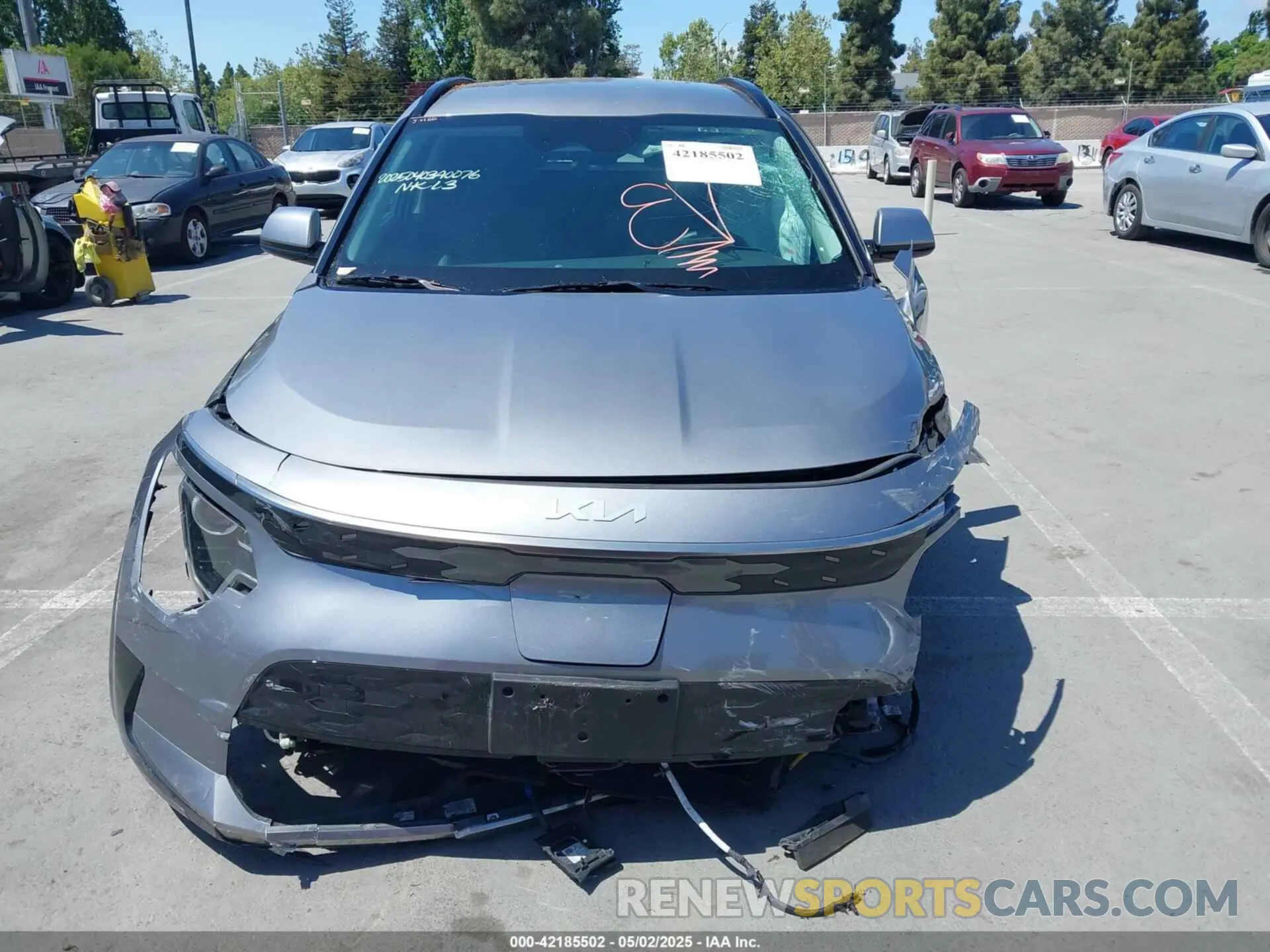 12 Photograph of a damaged car KNDCR3L13R5082380 KIA NIRO EV 2024
