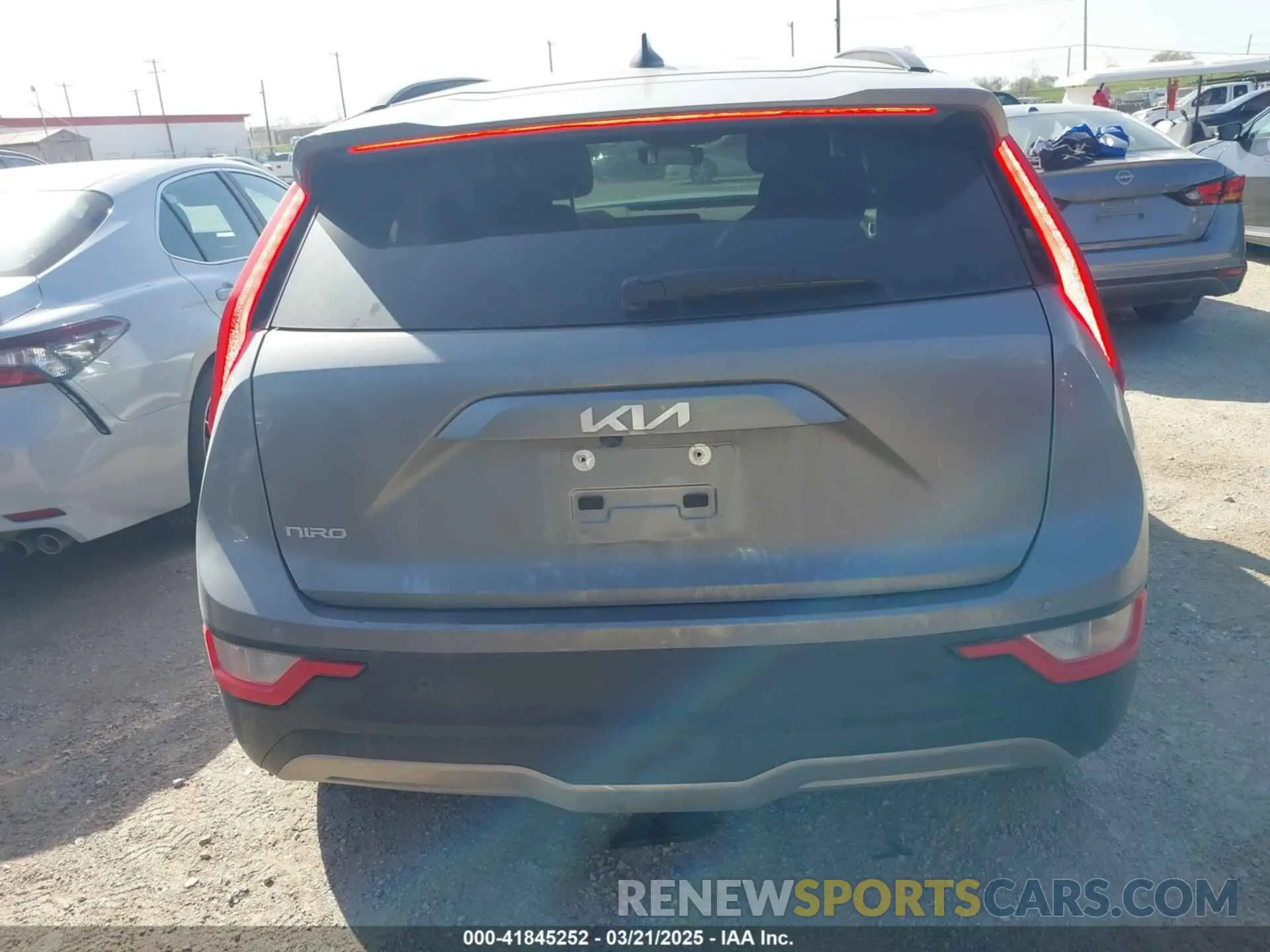 16 Photograph of a damaged car KNDCR3L13R5097820 KIA NIRO EV 2024