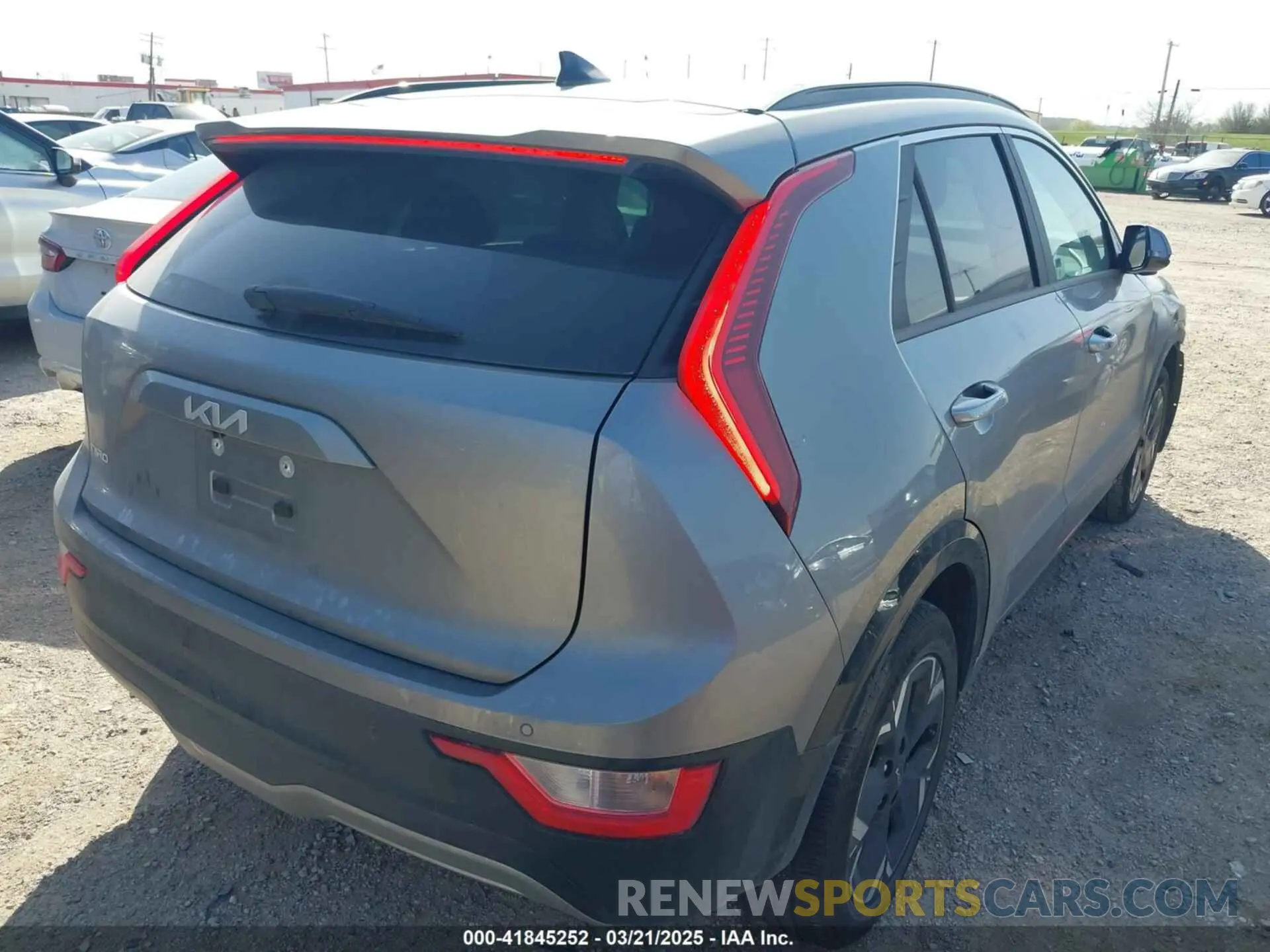 4 Photograph of a damaged car KNDCR3L13R5097820 KIA NIRO EV 2024