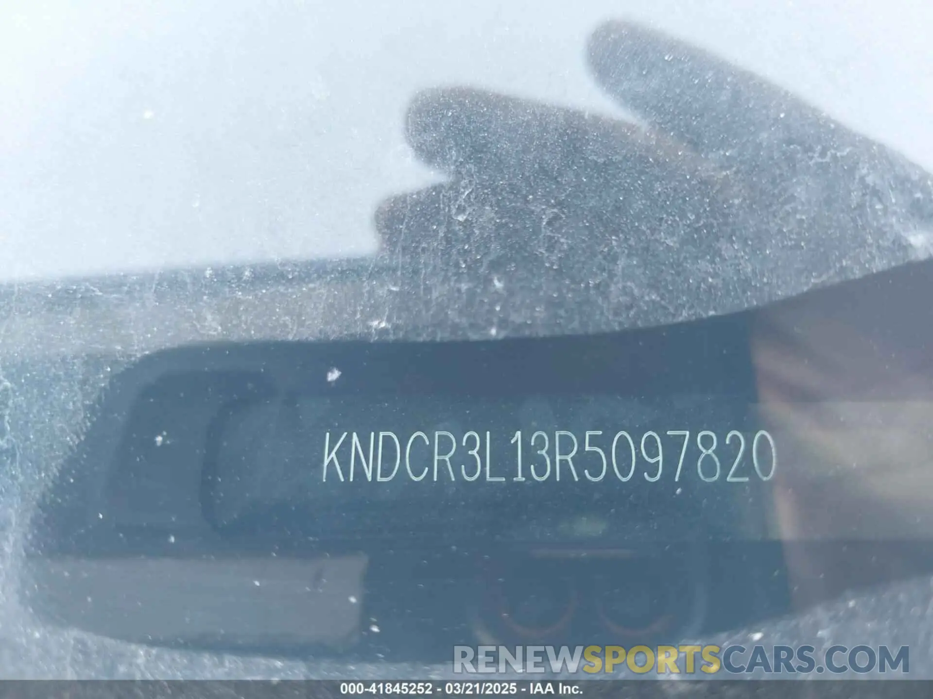 9 Photograph of a damaged car KNDCR3L13R5097820 KIA NIRO EV 2024