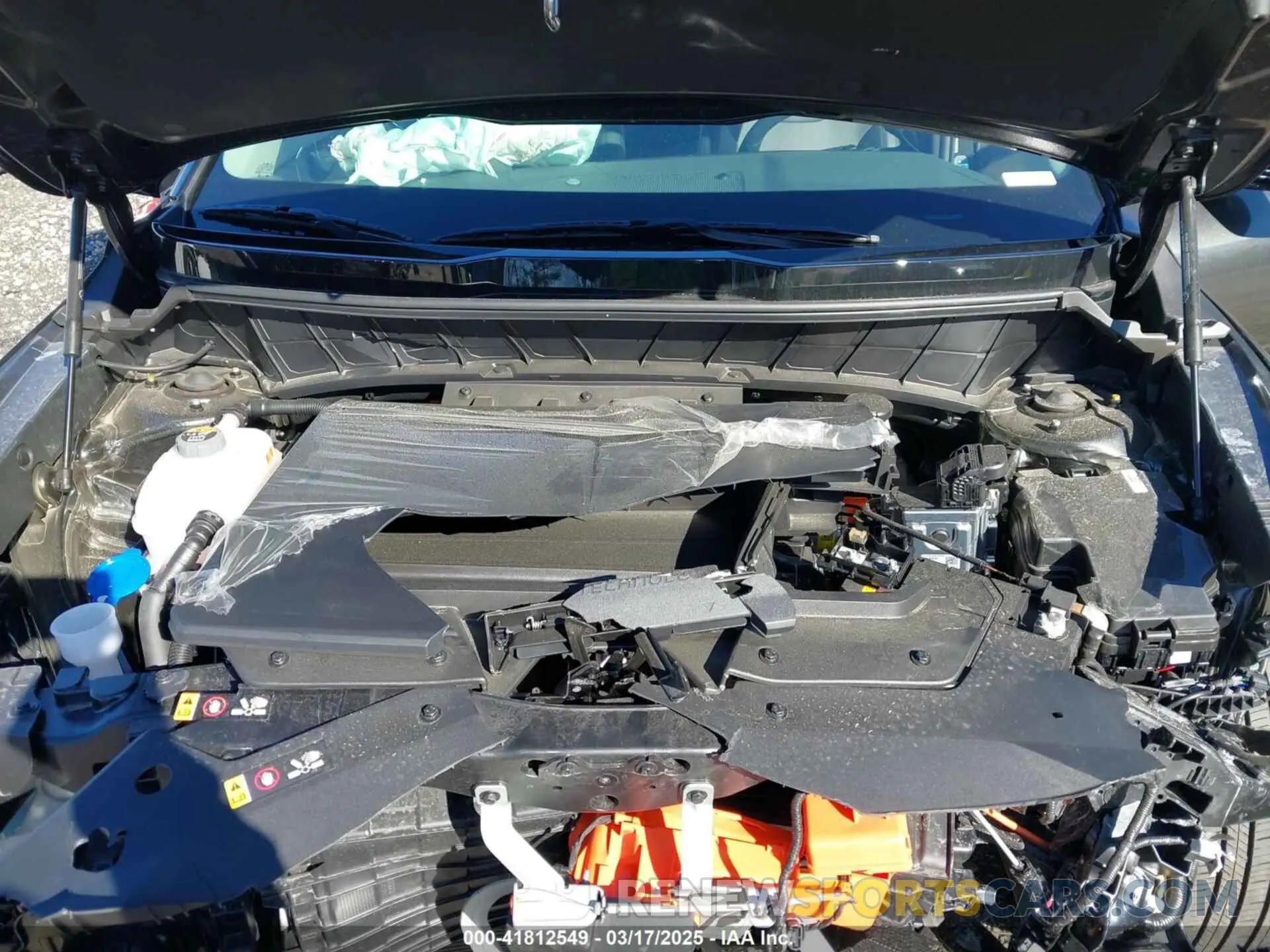 10 Photograph of a damaged car KNDCR3L18R5120606 KIA NIRO EV 2024