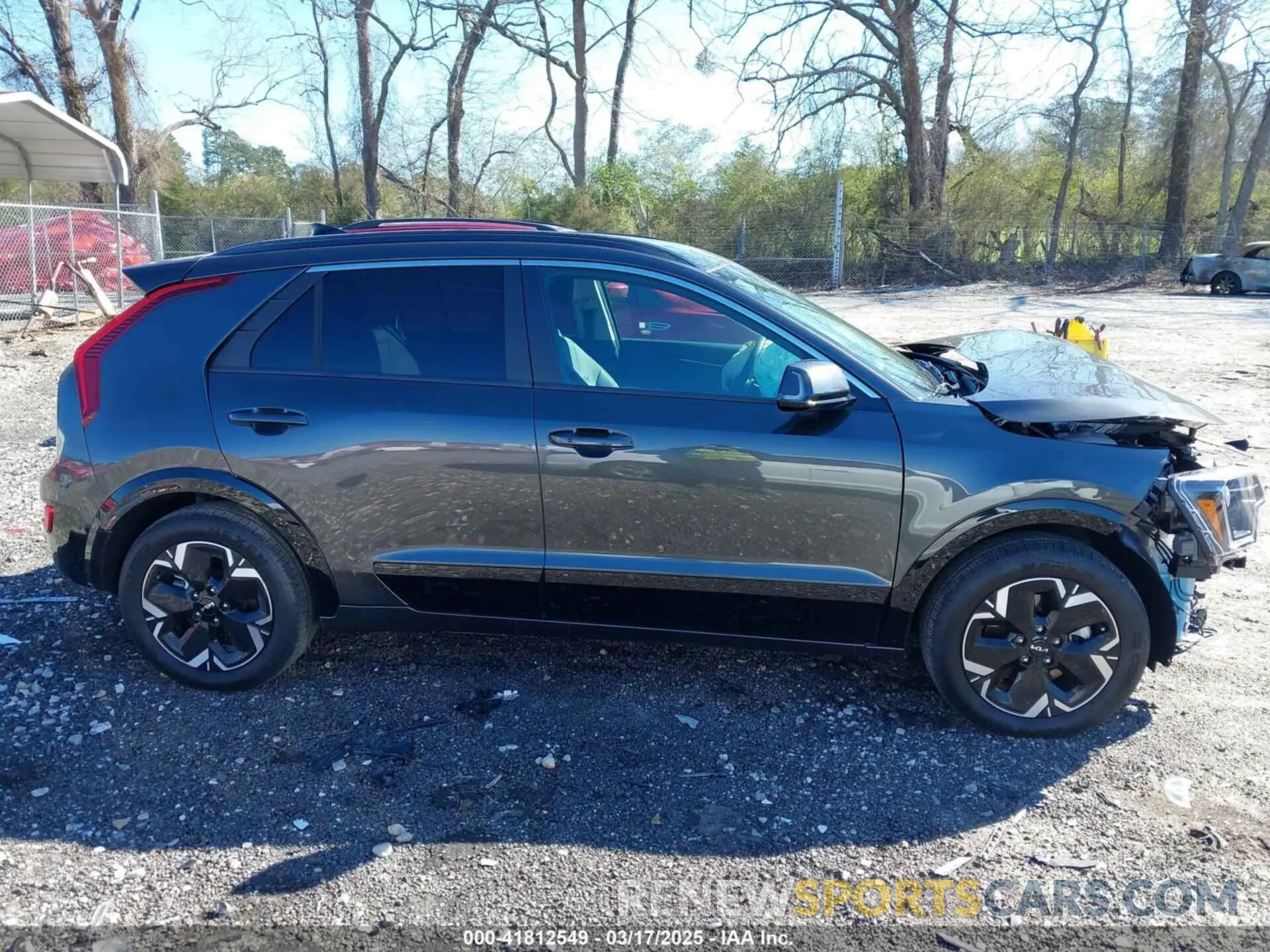 14 Photograph of a damaged car KNDCR3L18R5120606 KIA NIRO EV 2024