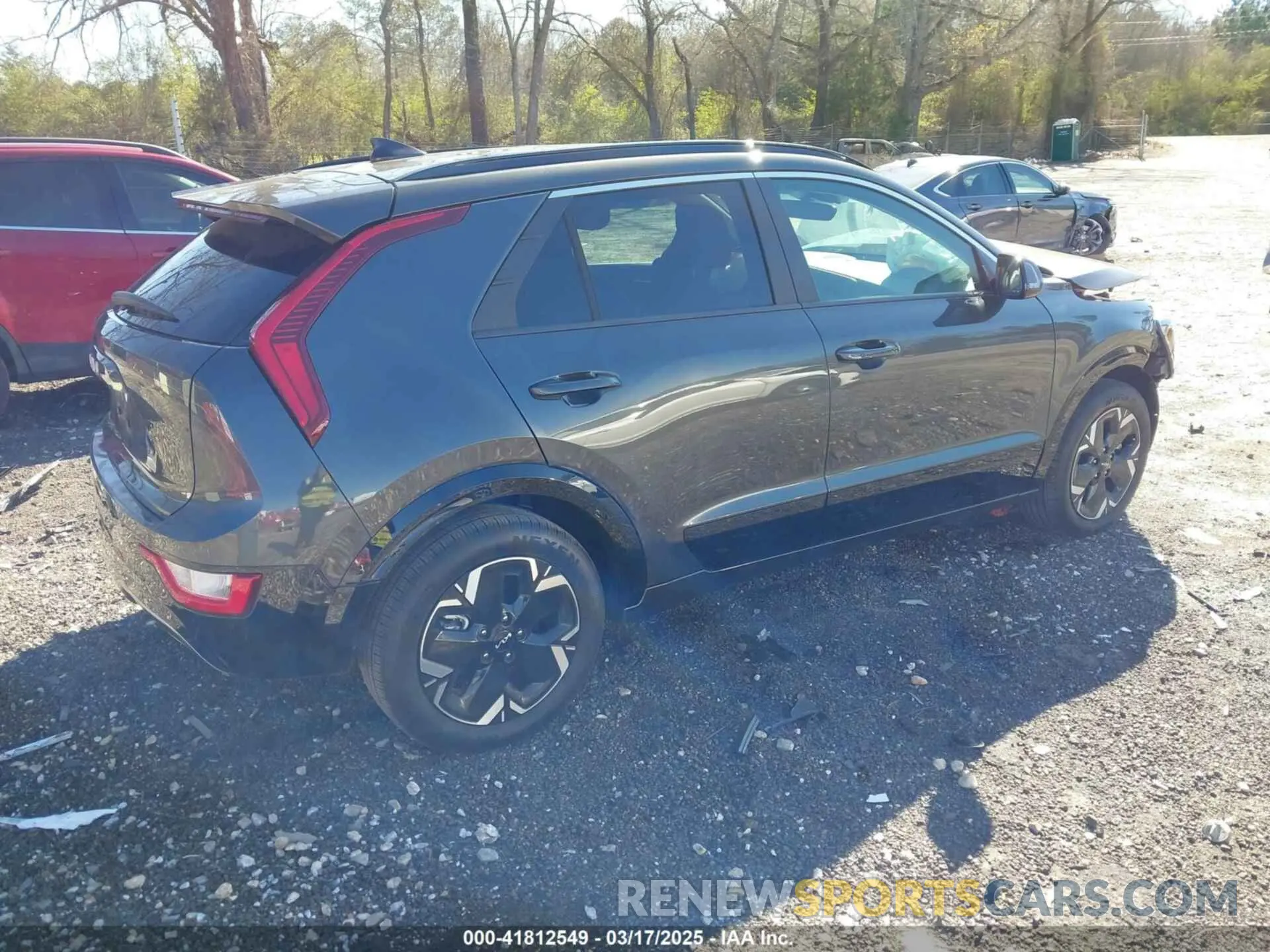 4 Photograph of a damaged car KNDCR3L18R5120606 KIA NIRO EV 2024