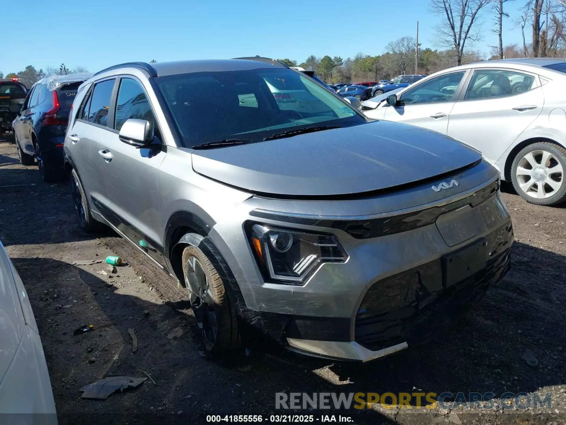 12 Photograph of a damaged car KNDCR3L18R5122159 KIA NIRO EV 2024
