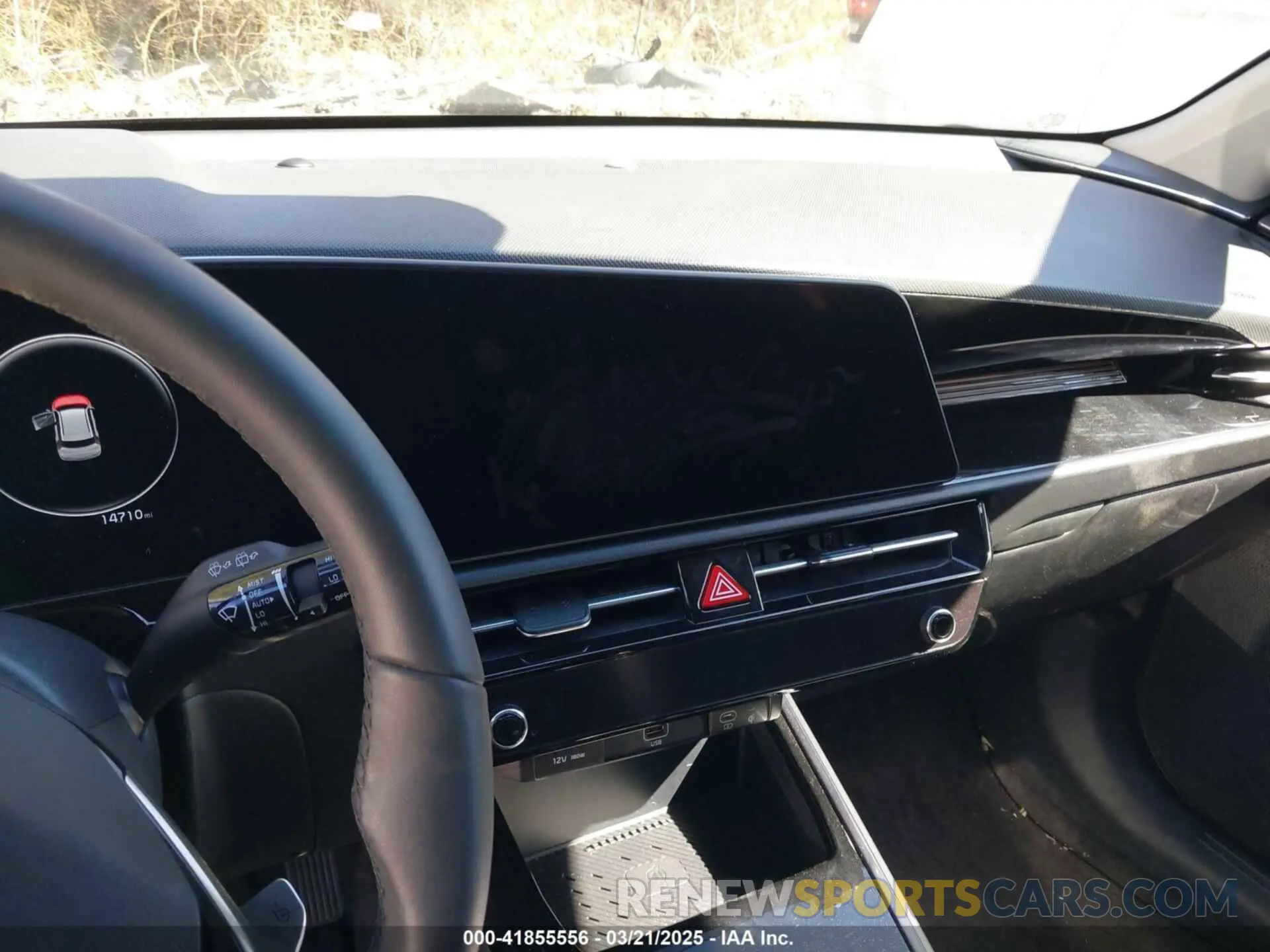 17 Photograph of a damaged car KNDCR3L18R5122159 KIA NIRO EV 2024
