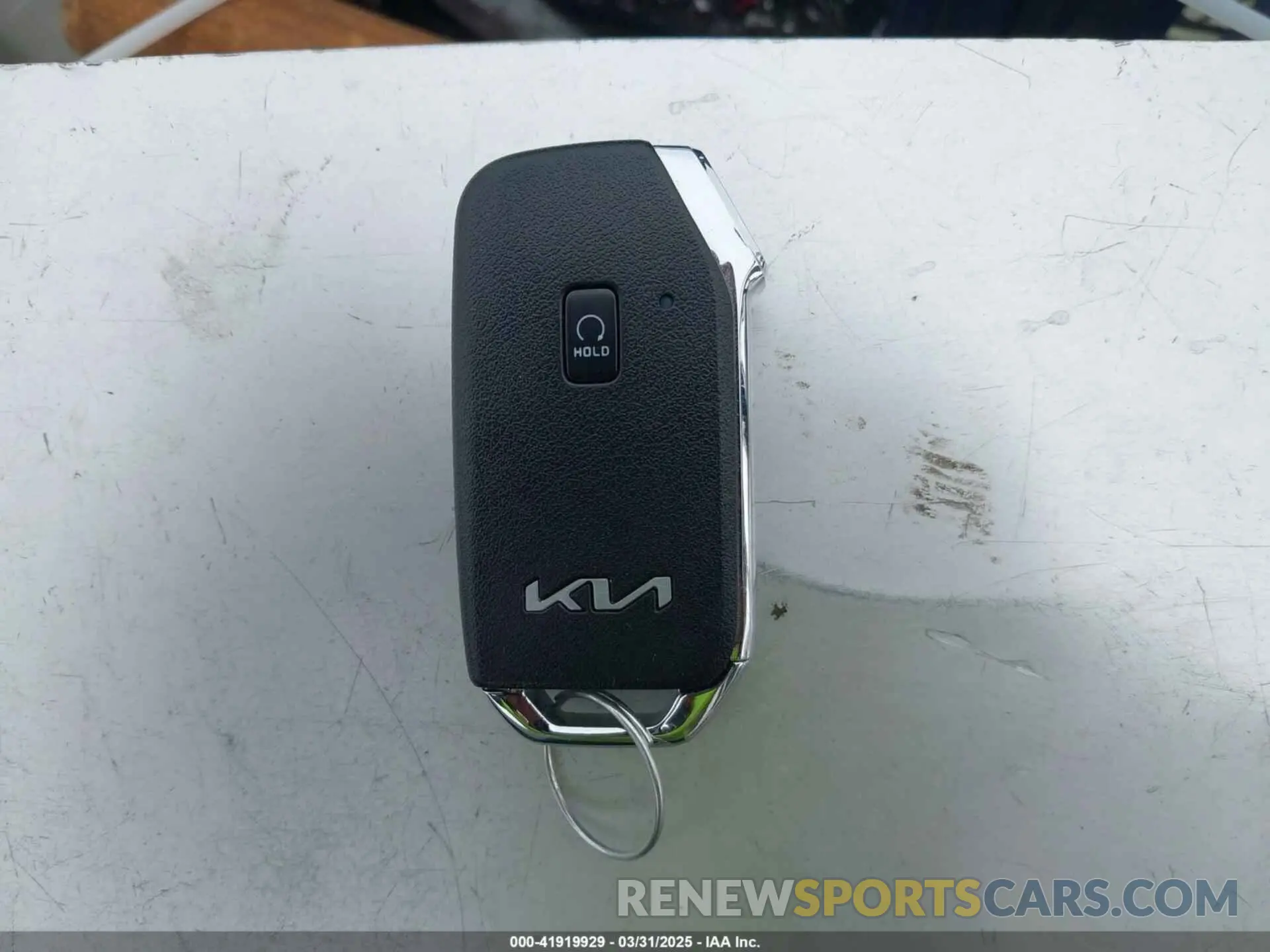 11 Photograph of a damaged car KNDCR3L17S5136544 KIA NIRO EV 2025