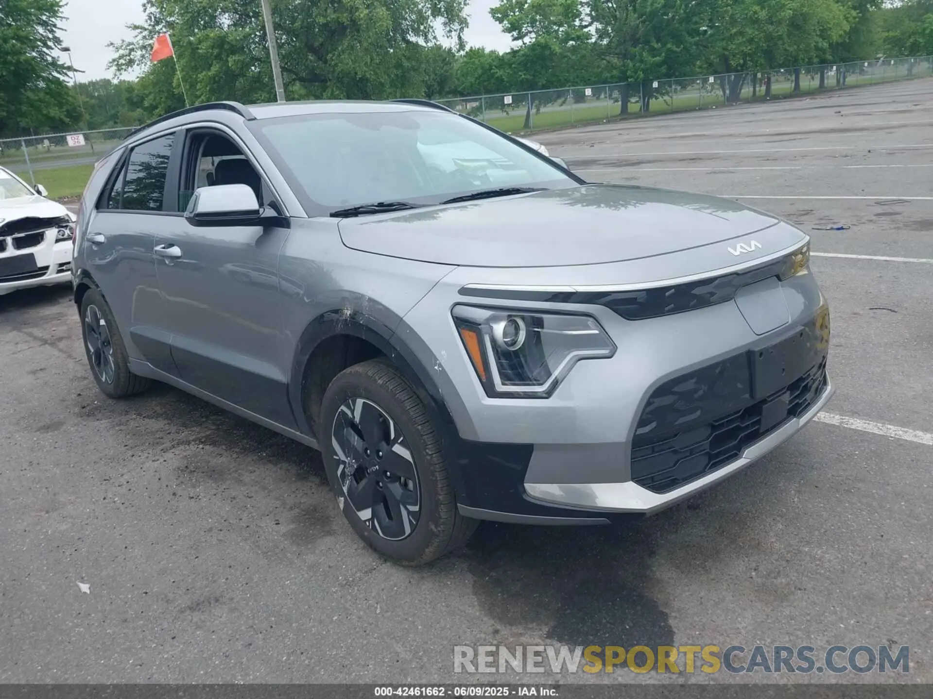 1 Photograph of a damaged car KNDCR3L18S5133832 KIA NIRO EV 2025