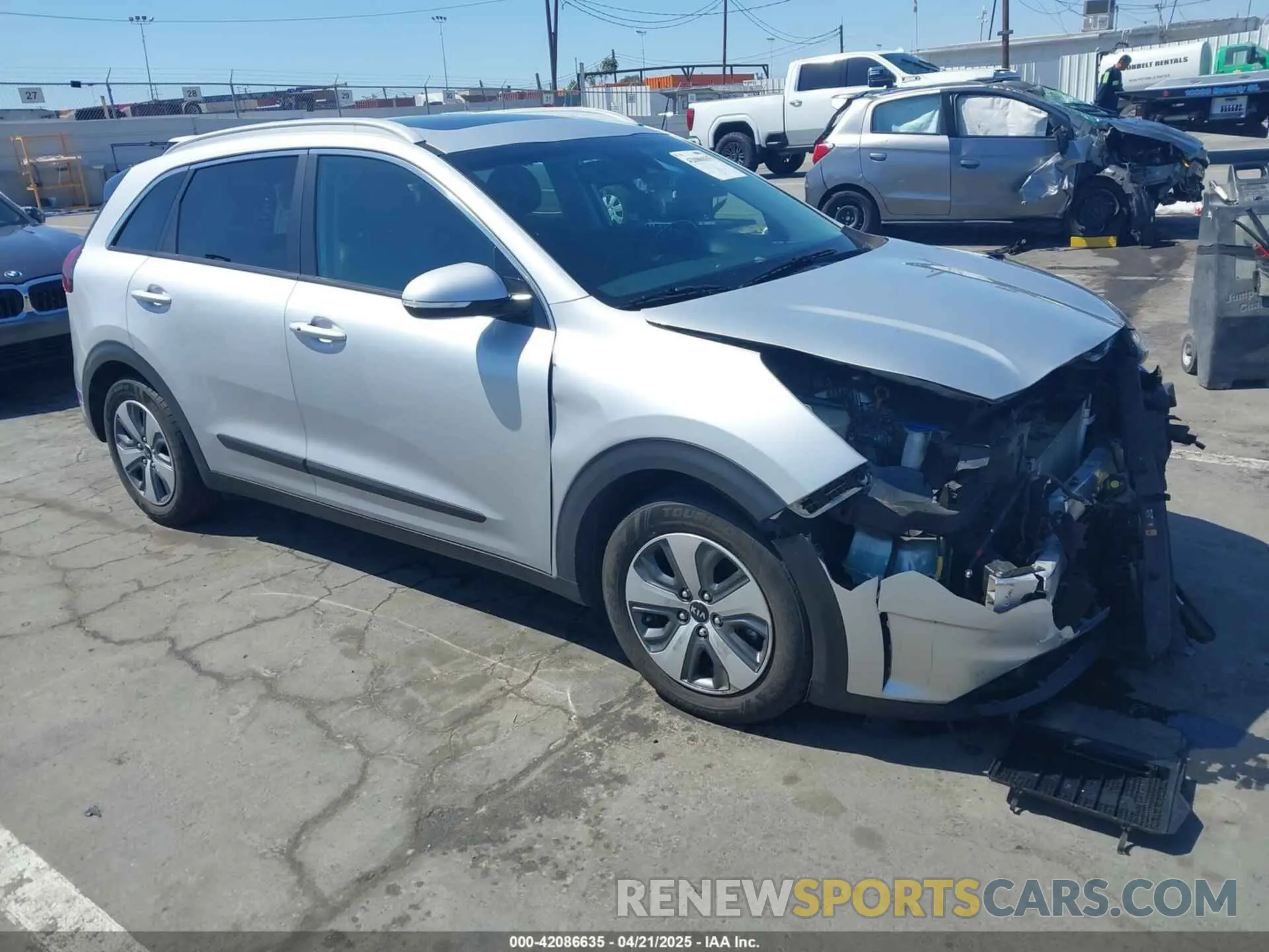 1 Photograph of a damaged car KNDCC3LD8K5315199 KIA NIRO PLUG-IN HYBRID 2019