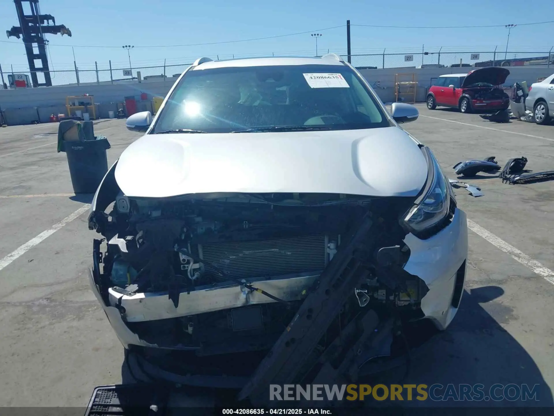 13 Photograph of a damaged car KNDCC3LD8K5315199 KIA NIRO PLUG-IN HYBRID 2019