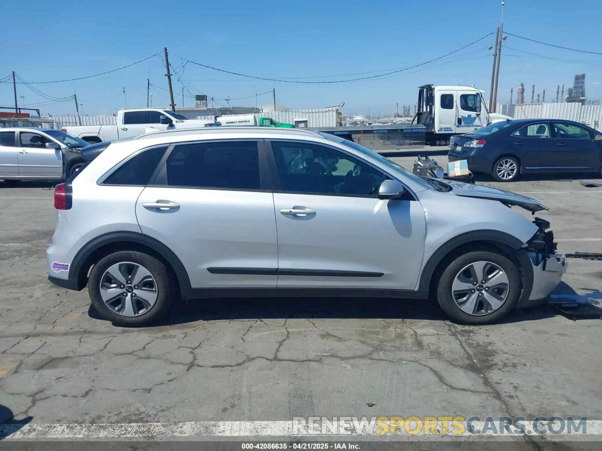 14 Photograph of a damaged car KNDCC3LD8K5315199 KIA NIRO PLUG-IN HYBRID 2019