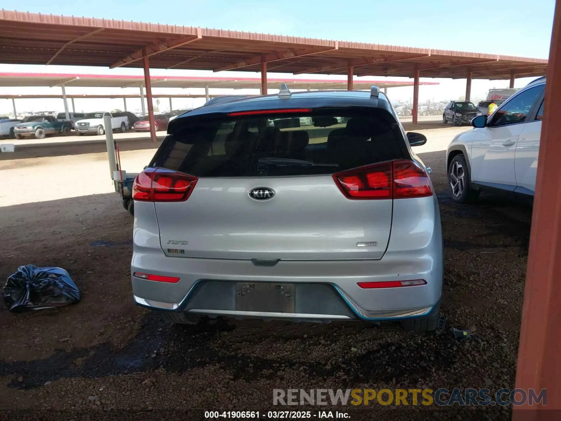17 Photograph of a damaged car KNDCM3LD1K5232291 KIA NIRO PLUG-IN HYBRID 2019