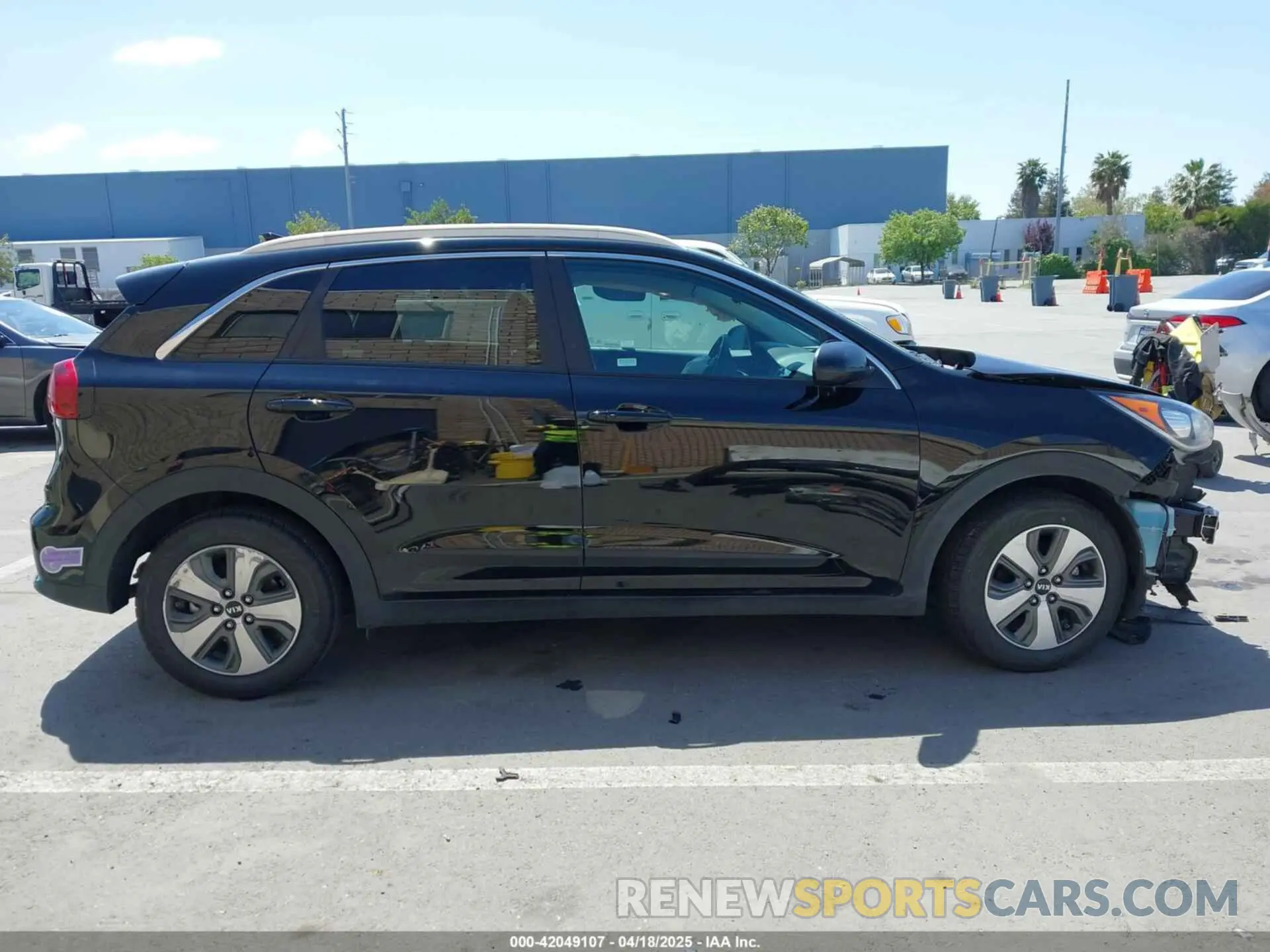 14 Photograph of a damaged car KNDCM3LDXK5290027 KIA NIRO PLUG-IN HYBRID 2019