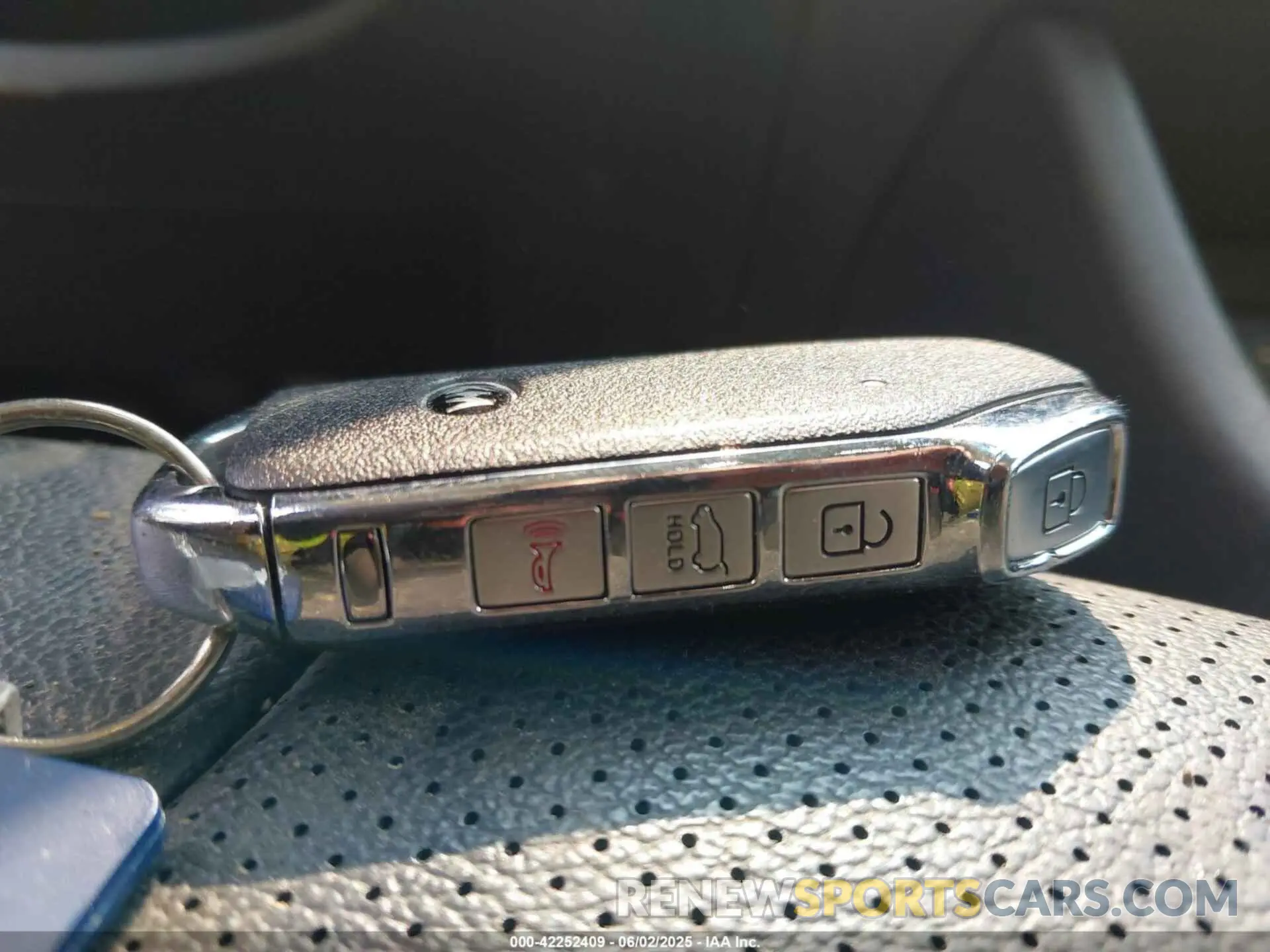 11 Photograph of a damaged car KNDCC3LD0L5439033 KIA NIRO PLUG-IN HYBRID 2020