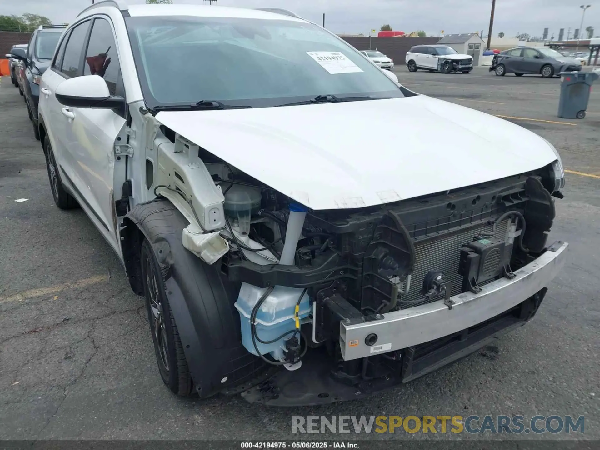 1 Photograph of a damaged car KNDCM3LD6L5403988 KIA NIRO PLUG-IN HYBRID 2020