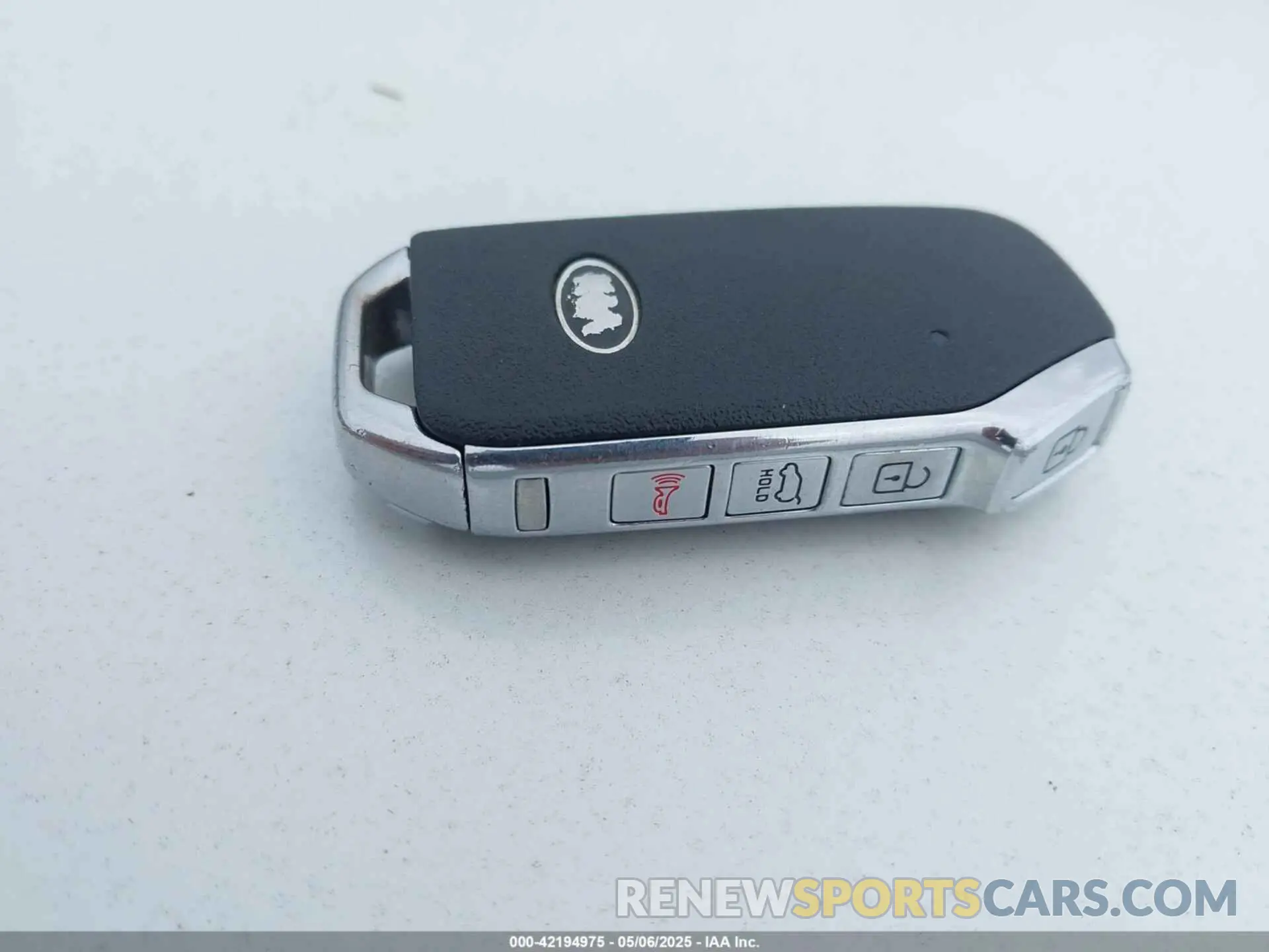 11 Photograph of a damaged car KNDCM3LD6L5403988 KIA NIRO PLUG-IN HYBRID 2020