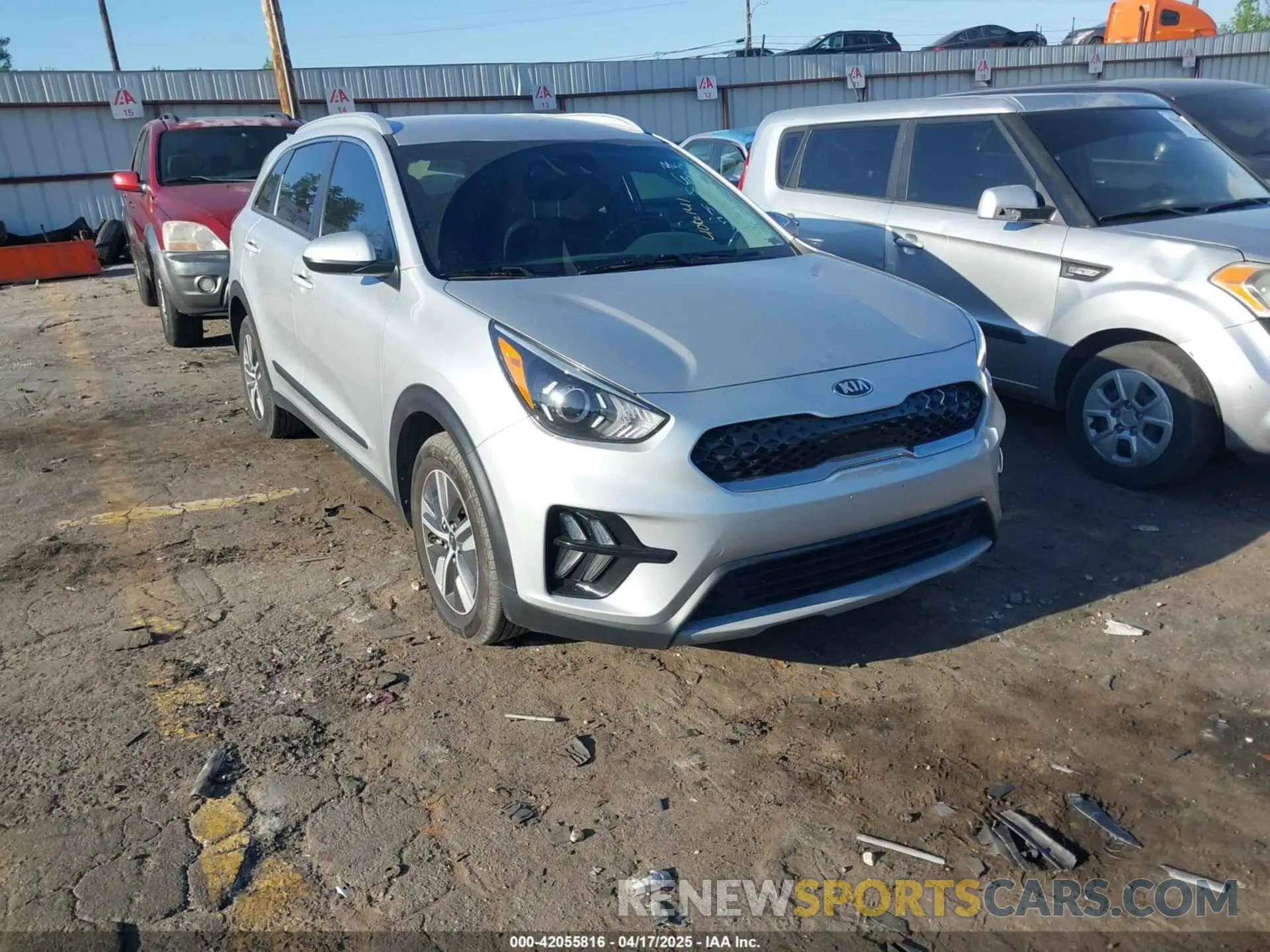 1 Photograph of a damaged car KNDCM3LD7L5406141 KIA NIRO PLUG-IN HYBRID 2020