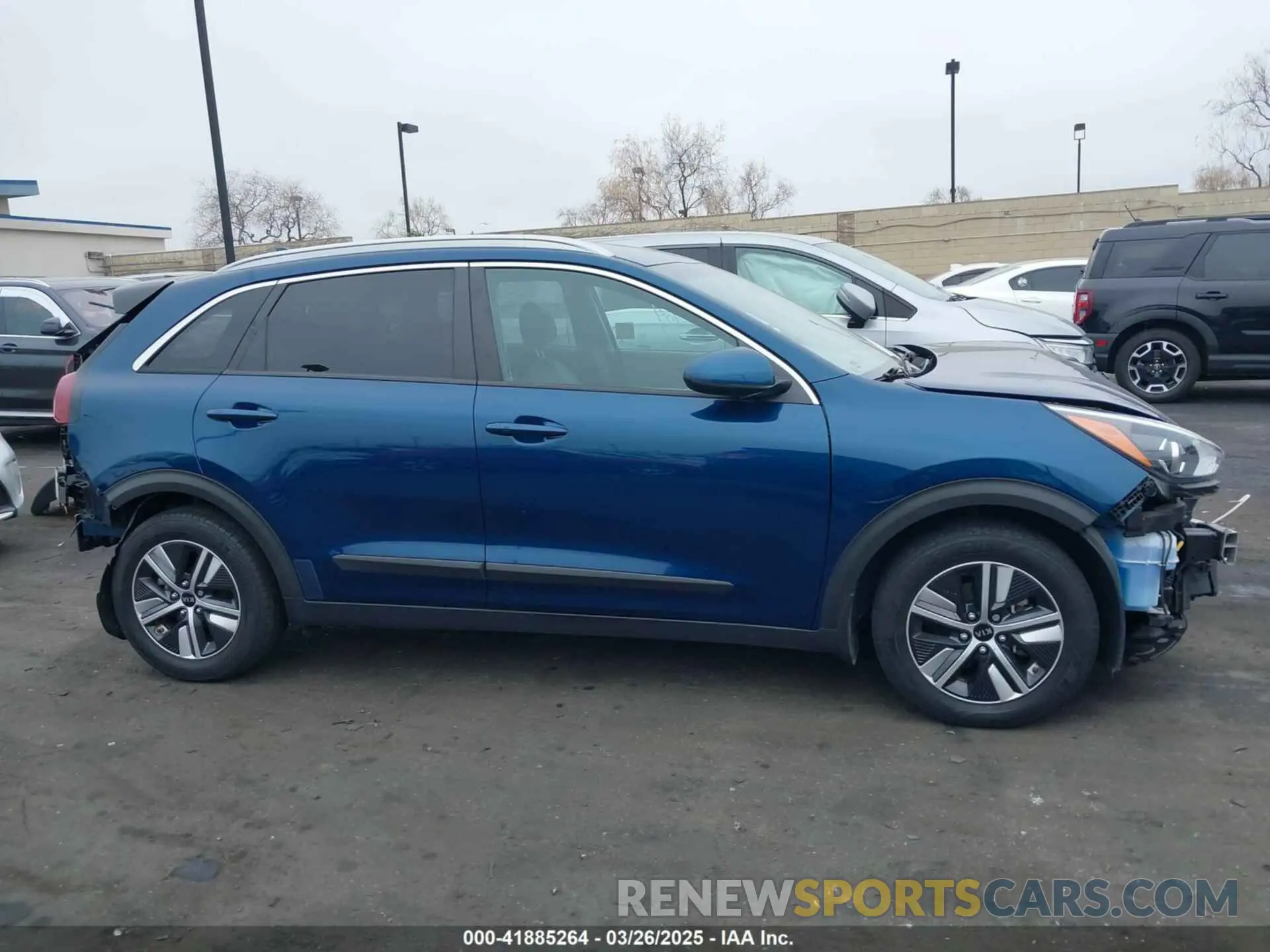 14 Photograph of a damaged car KNDCM3LD6M5474044 KIA NIRO PLUG-IN HYBRID 2021