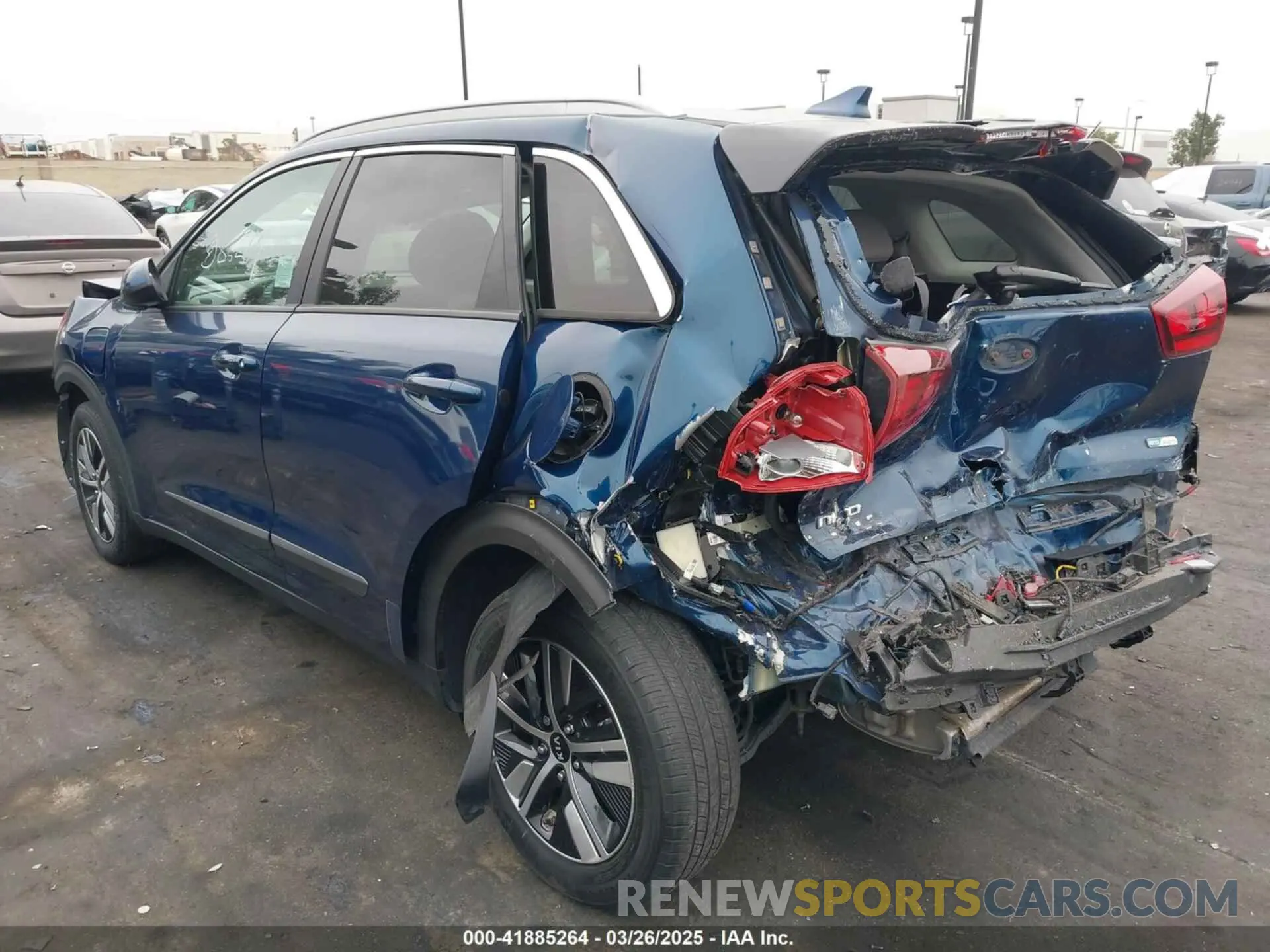 3 Photograph of a damaged car KNDCM3LD6M5474044 KIA NIRO PLUG-IN HYBRID 2021