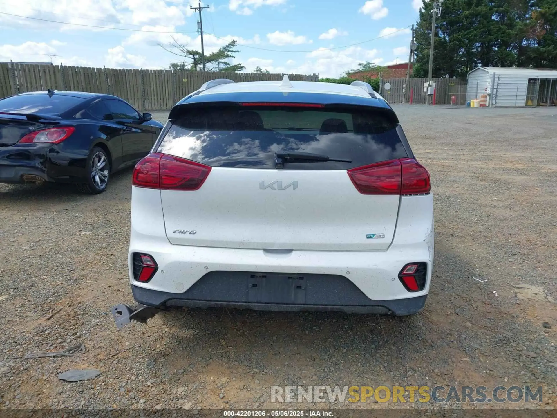 16 Photograph of a damaged car KNDCC3LD9N5504948 KIA NIRO PLUG-IN HYBRID 2022