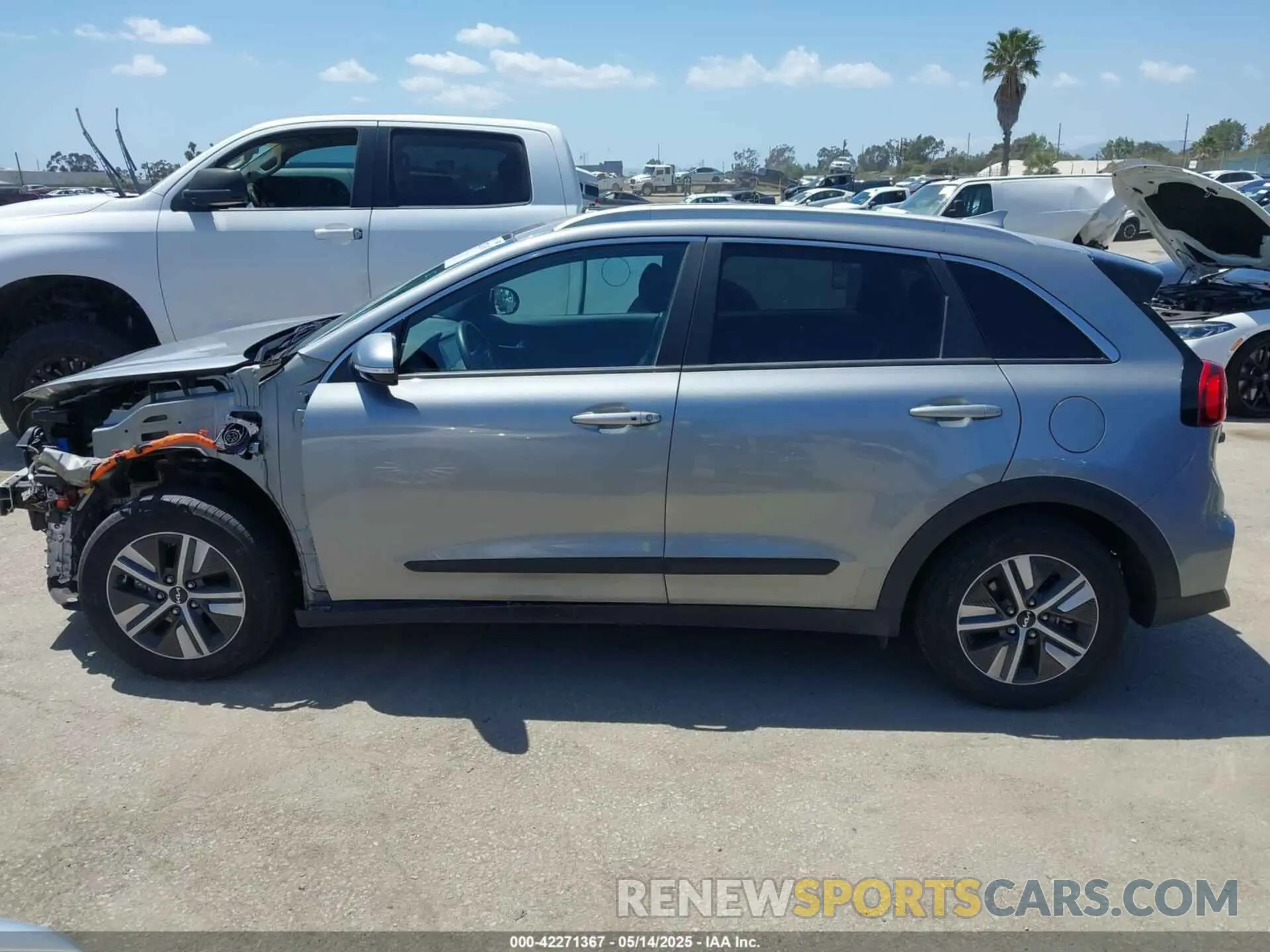15 Photograph of a damaged car KNDCD3LD1N5498852 KIA NIRO PLUG-IN HYBRID 2022