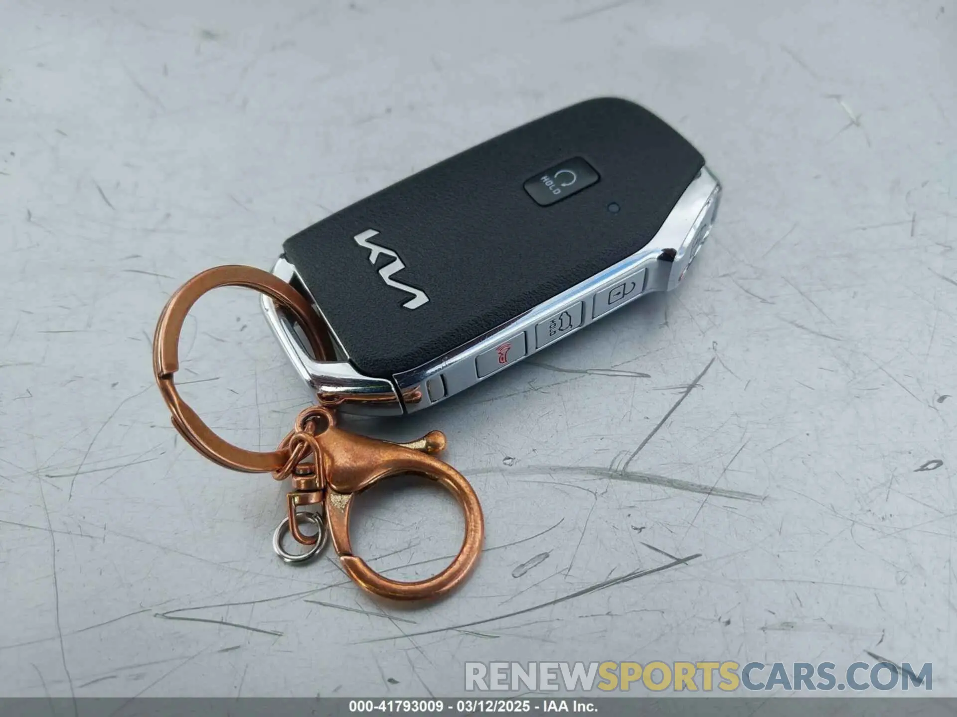 11 Photograph of a damaged car KNDCD3LD3N5520866 KIA NIRO PLUG-IN HYBRID 2022