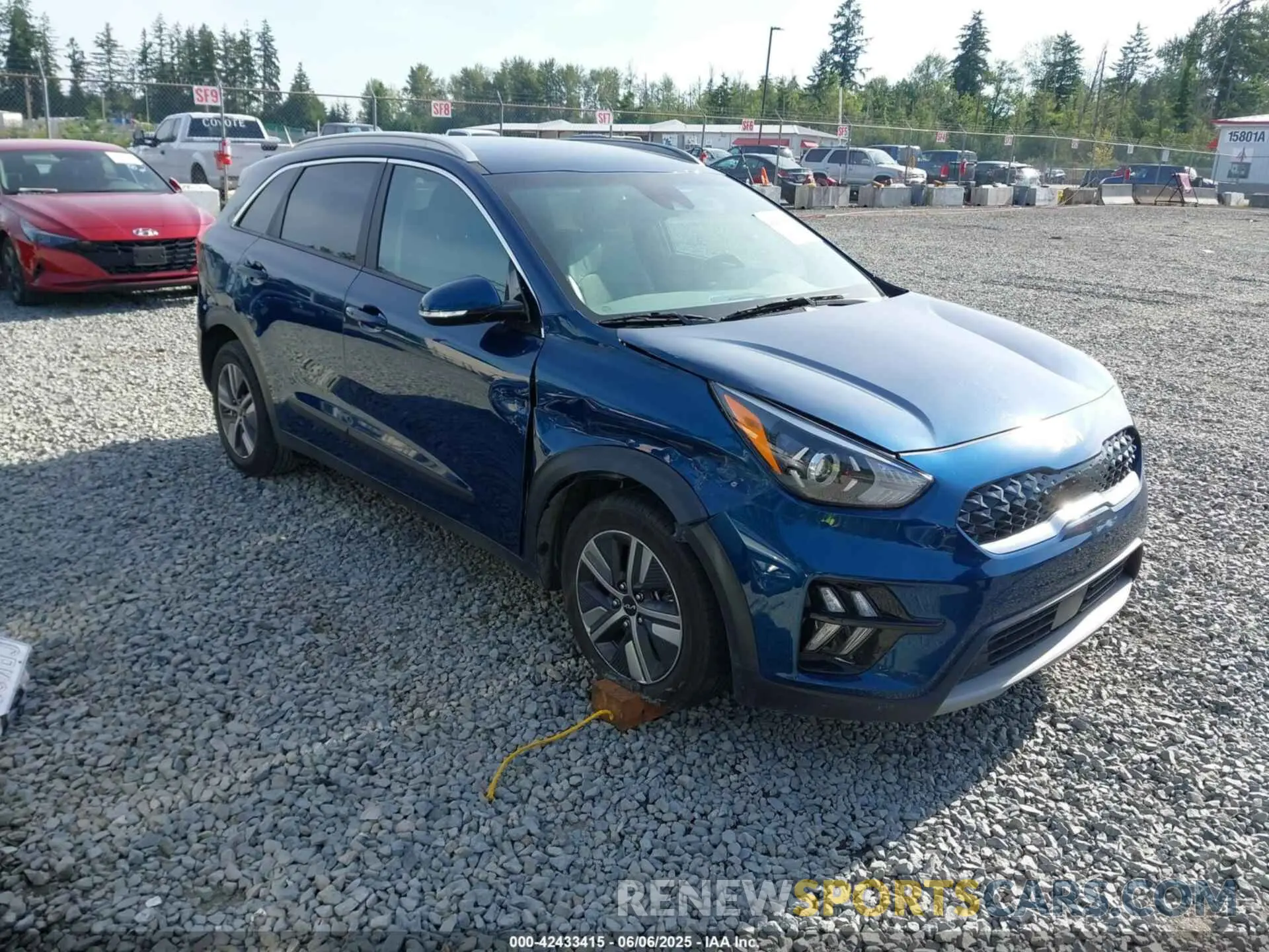 1 Photograph of a damaged car KNDCD3LD8N5530549 KIA NIRO PLUG-IN HYBRID 2022