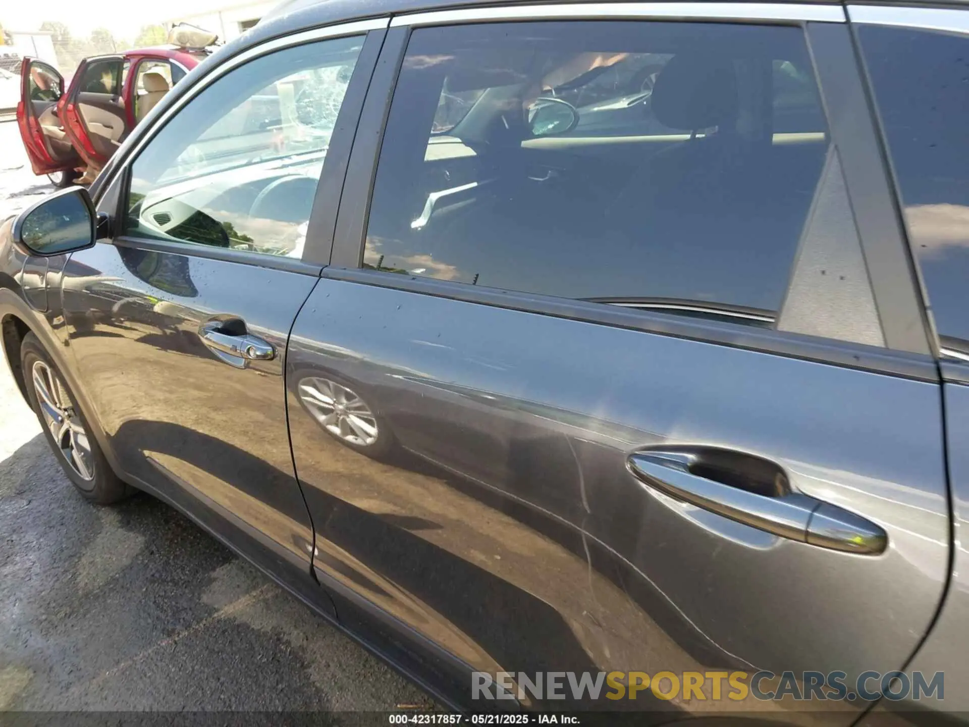 14 Photograph of a damaged car KNDCM3LD0N5515317 KIA NIRO PLUG-IN HYBRID 2022