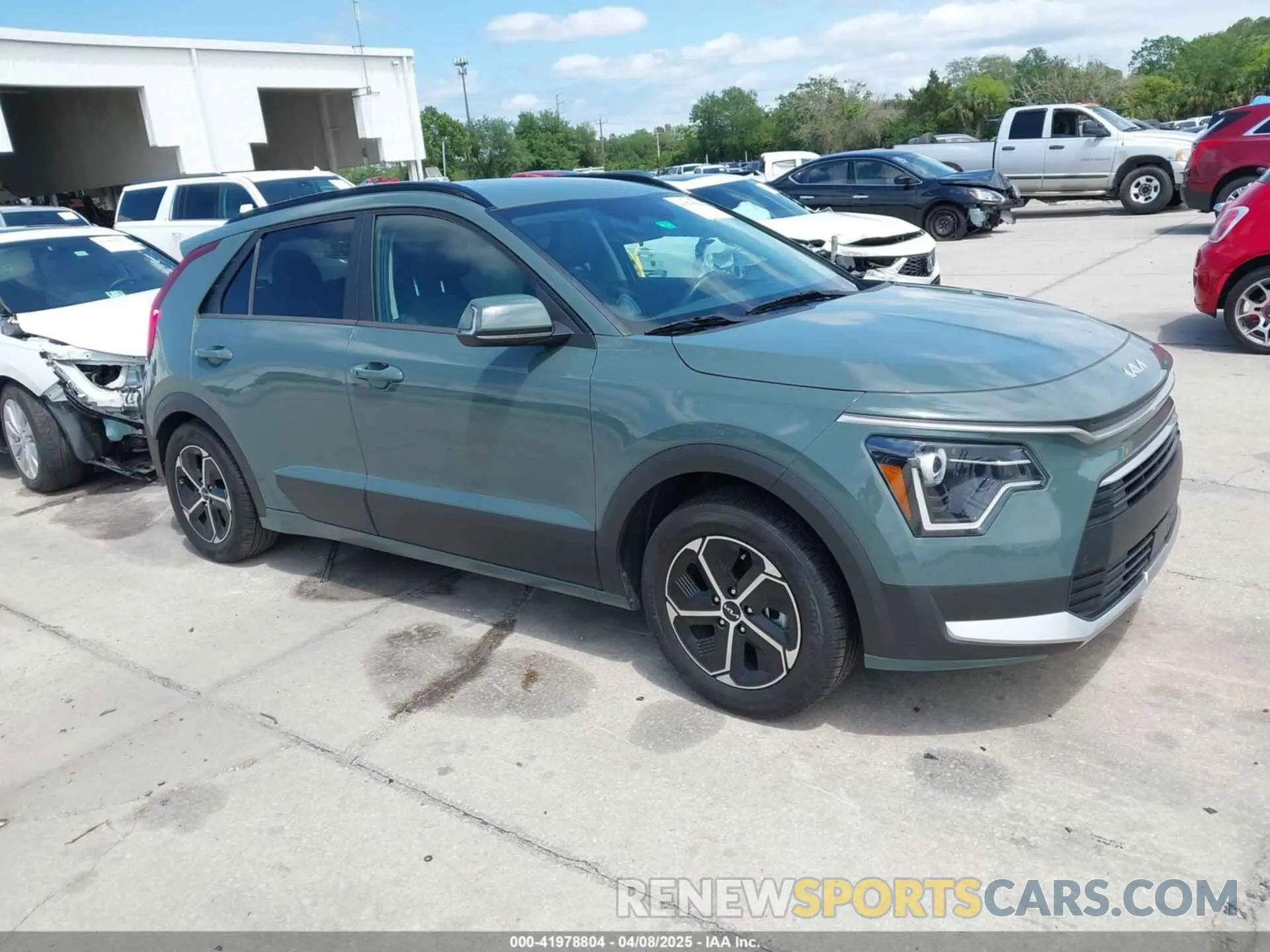 1 Photograph of a damaged car KNDCS3LF1P5067597 KIA NIRO PLUG-IN HYBRID 2023