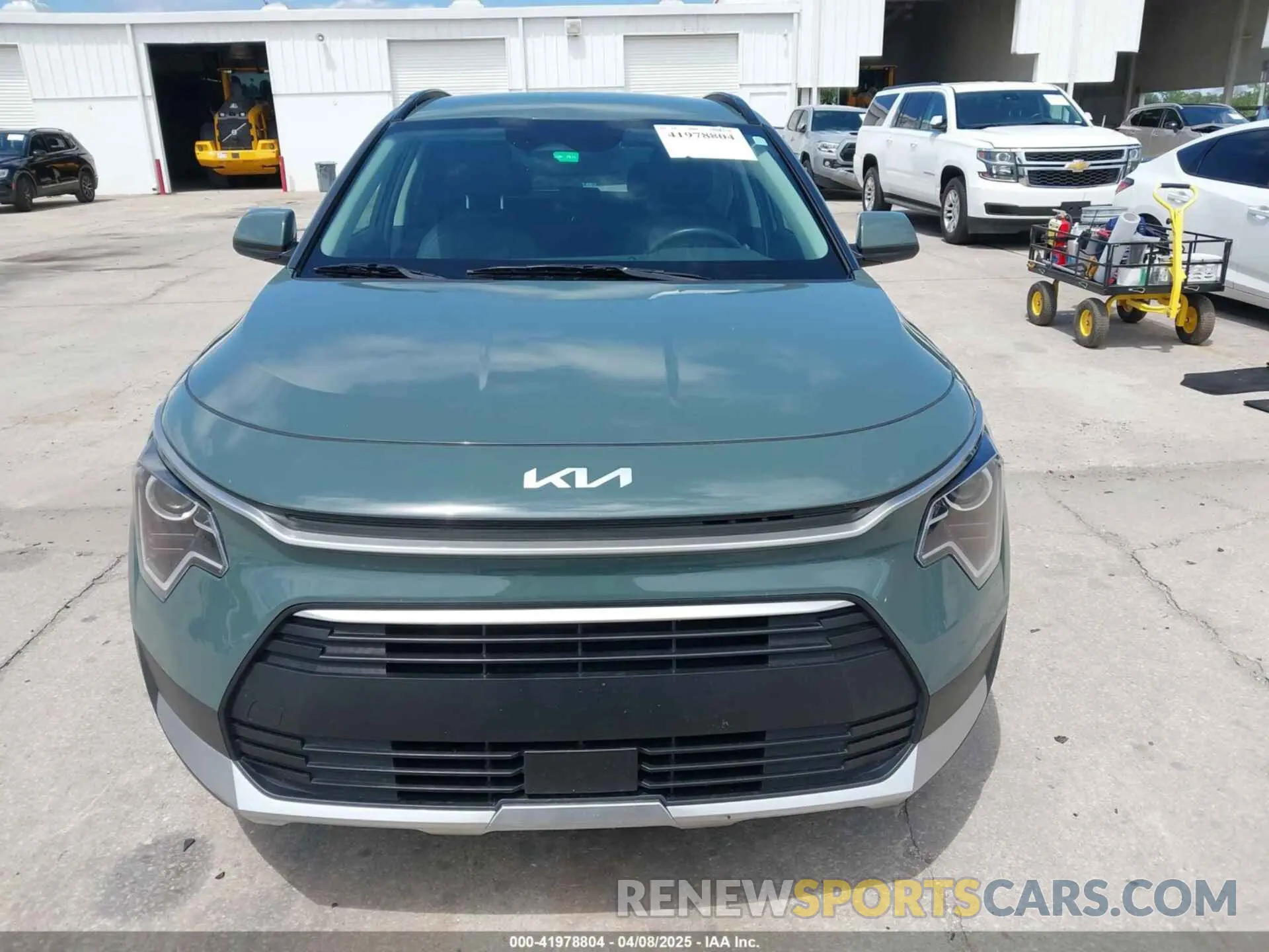 12 Photograph of a damaged car KNDCS3LF1P5067597 KIA NIRO PLUG-IN HYBRID 2023