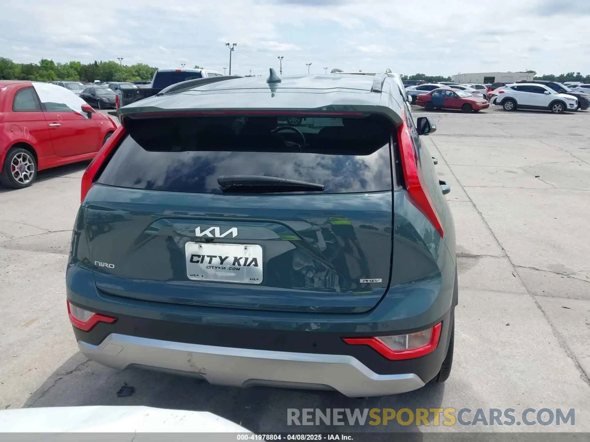 16 Photograph of a damaged car KNDCS3LF1P5067597 KIA NIRO PLUG-IN HYBRID 2023