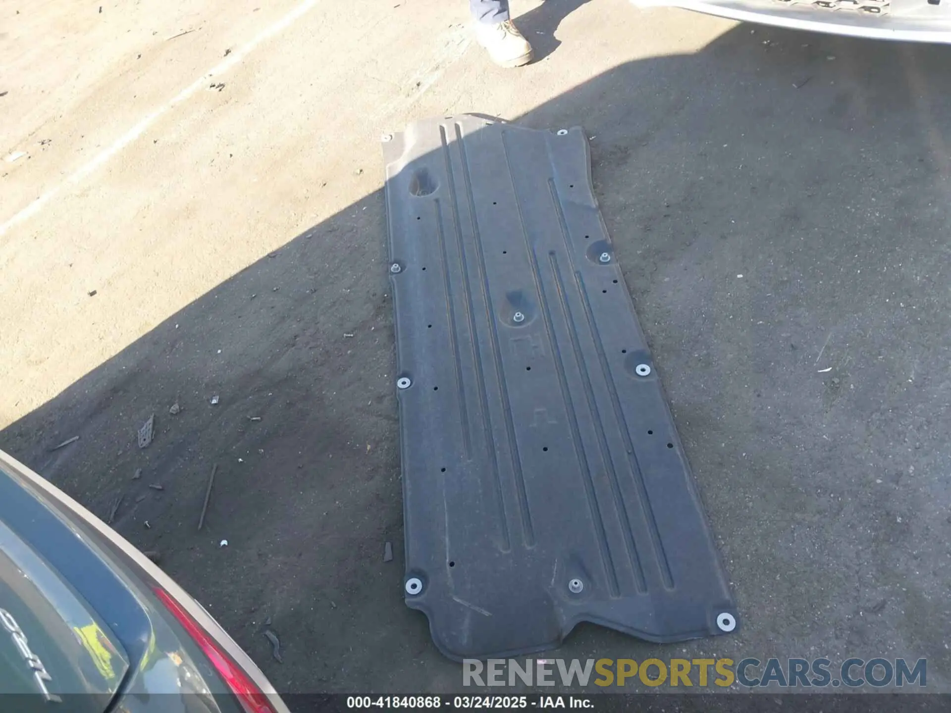 12 Photograph of a damaged car KNDCS3LF8R5171202 KIA NIRO PLUG-IN HYBRID 2024