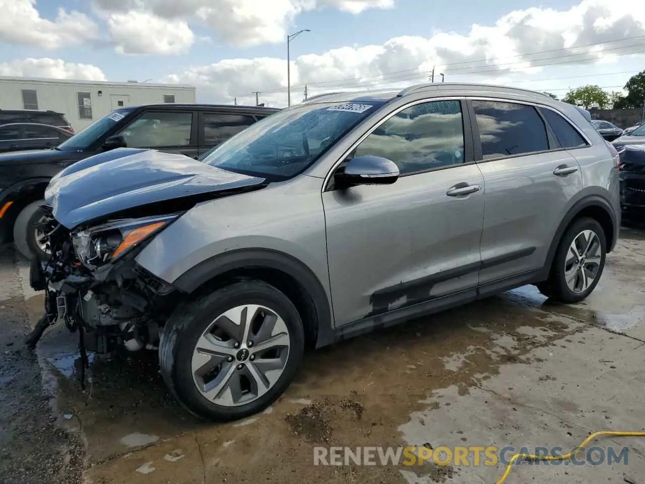 1 Photograph of a damaged car KNDCC3LG0N5161196 KIA NIRO S 2022