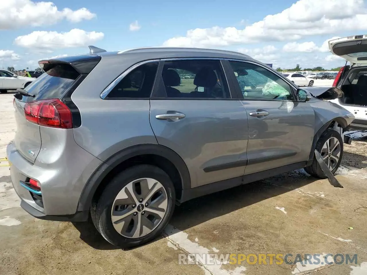 3 Photograph of a damaged car KNDCC3LG0N5161196 KIA NIRO S 2022