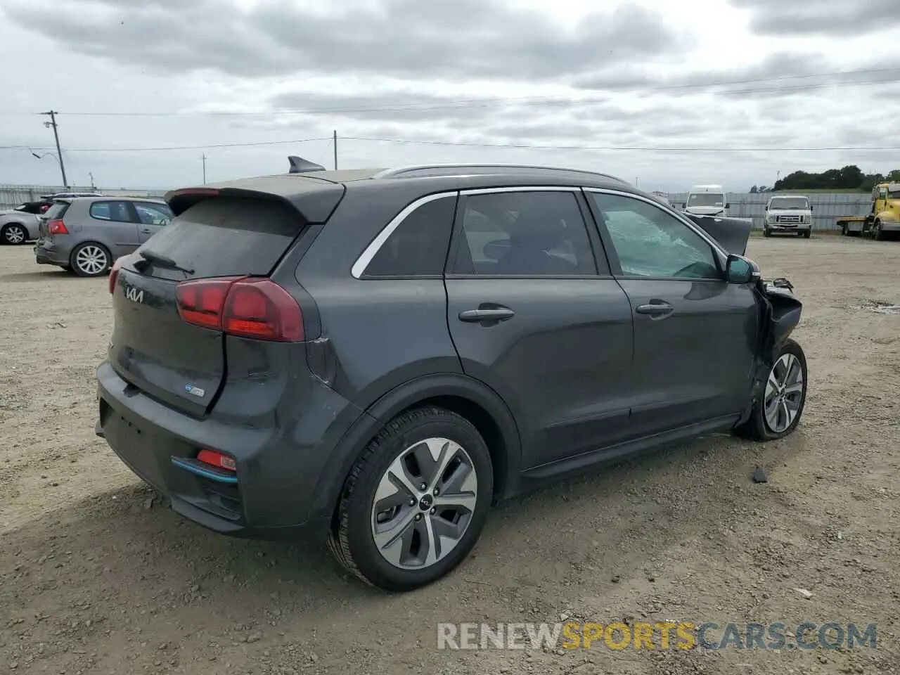 3 Photograph of a damaged car KNDCC3LG2N5134212 KIA NIRO S 2022