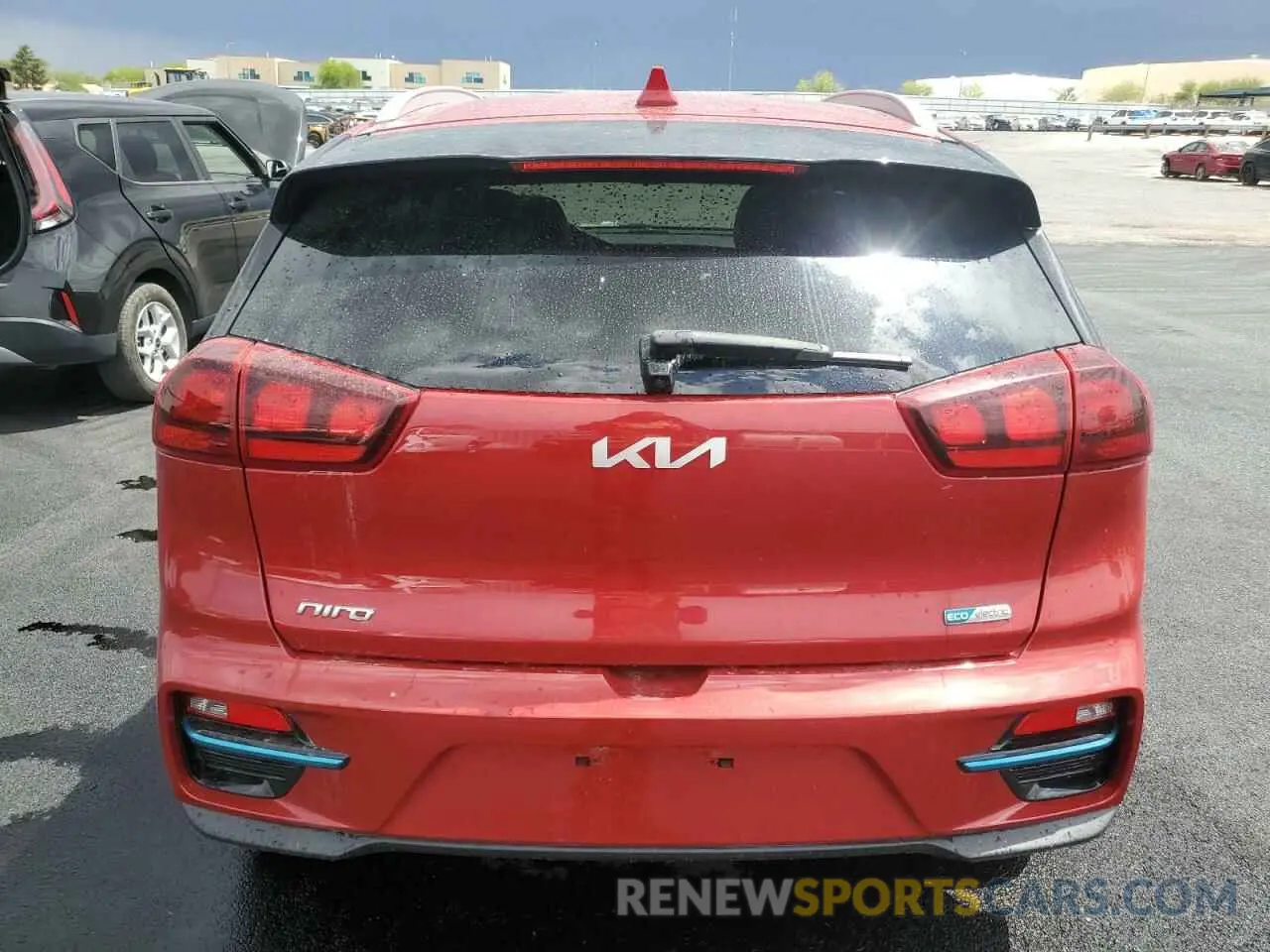 6 Photograph of a damaged car KNDCC3LG3N5159765 KIA NIRO S 2022