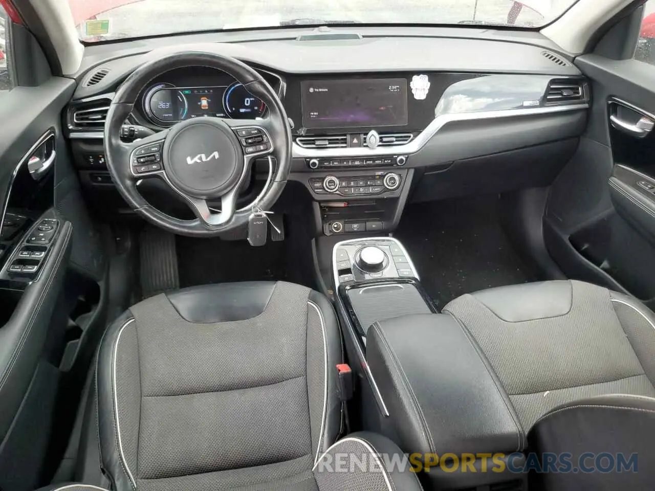 8 Photograph of a damaged car KNDCC3LG3N5159765 KIA NIRO S 2022