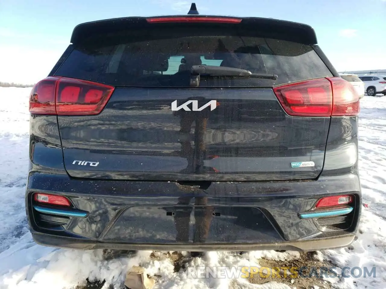 6 Photograph of a damaged car KNDCC3LG5N5122863 KIA NIRO S 2022