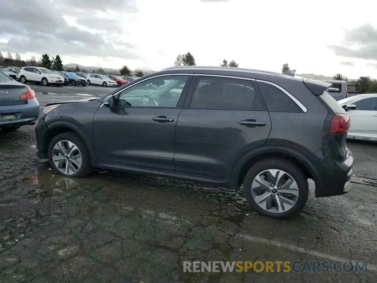 2 Photograph of a damaged car KNDCC3LG5N5160738 KIA NIRO S 2022