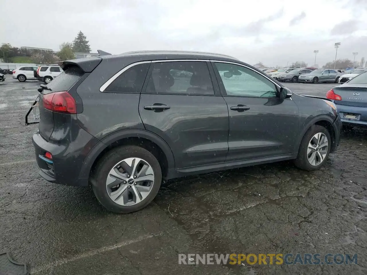 3 Photograph of a damaged car KNDCC3LG5N5160738 KIA NIRO S 2022
