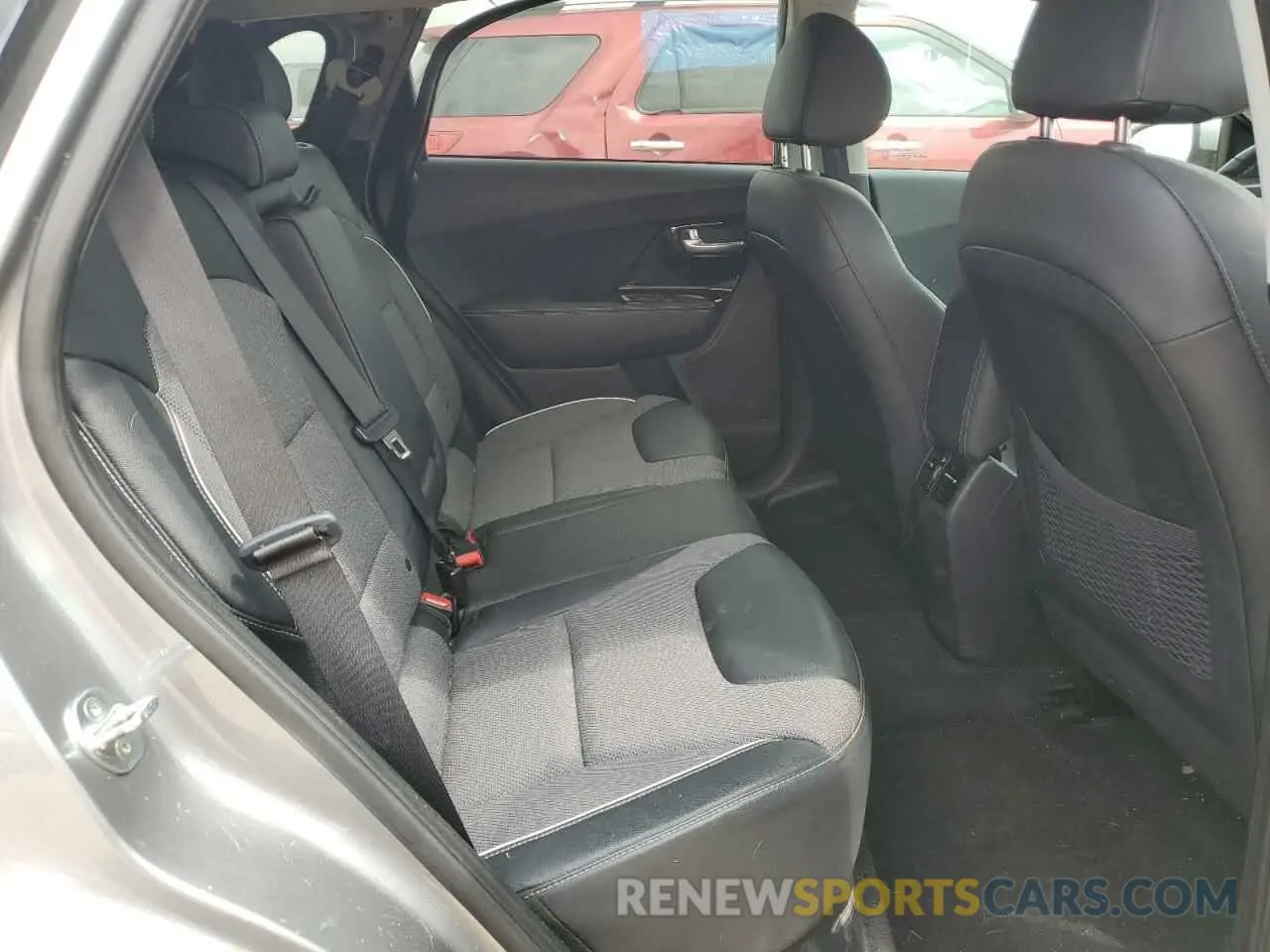 10 Photograph of a damaged car KNDCC3LG6N5133726 KIA NIRO S 2022