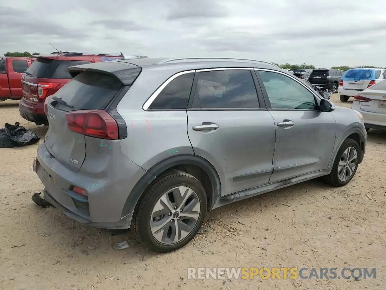3 Photograph of a damaged car KNDCC3LG6N5133726 KIA NIRO S 2022