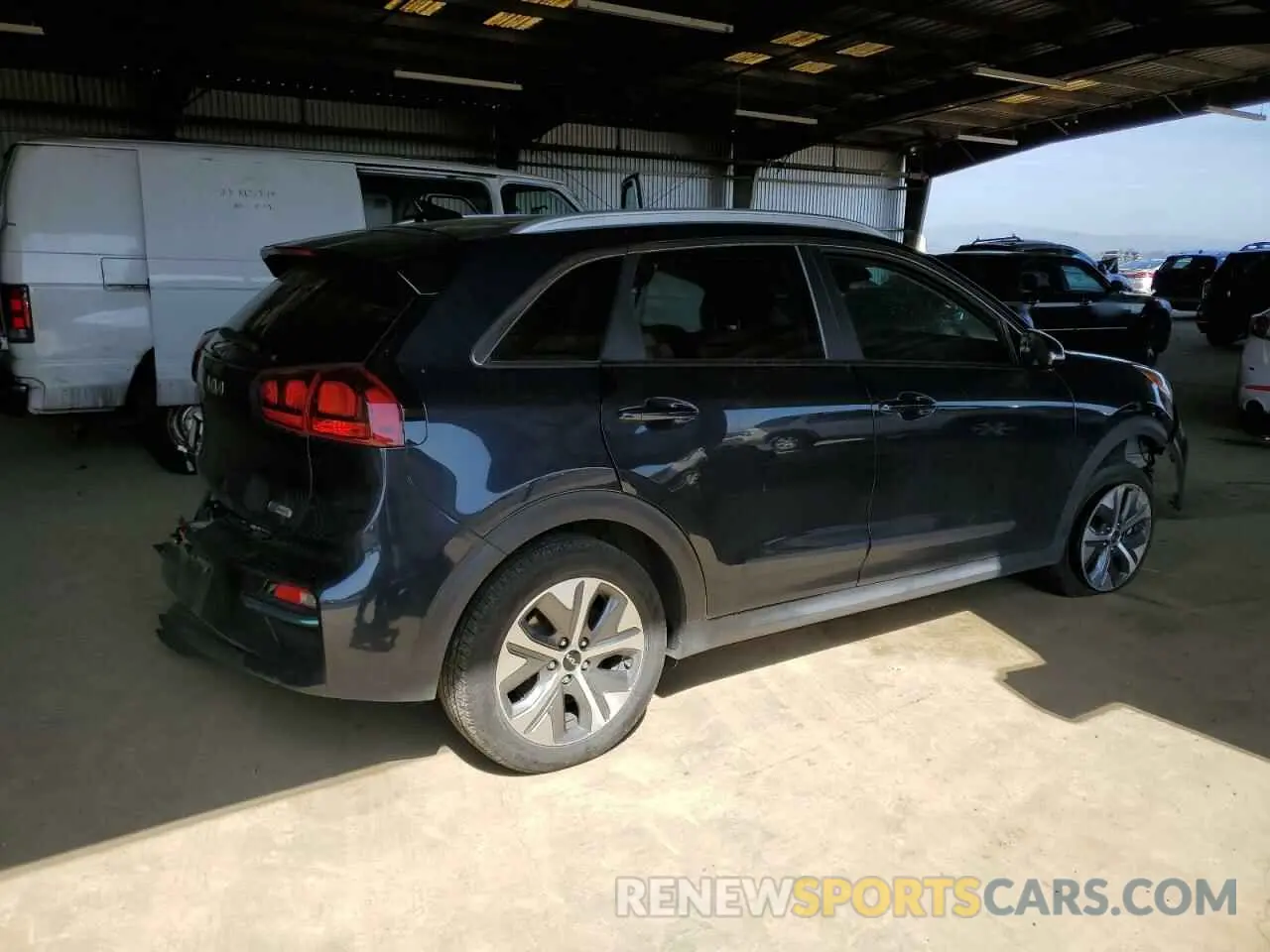 3 Photograph of a damaged car KNDCC3LGXN5134233 KIA NIRO S 2022