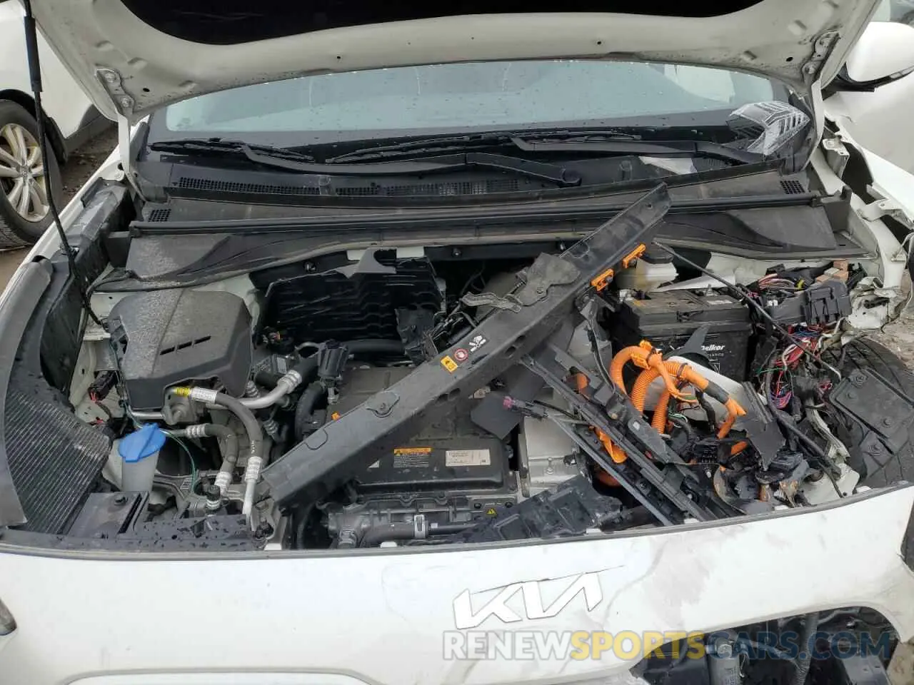 13 Photograph of a damaged car KNDCC3LGXN5138167 KIA NIRO S 2022