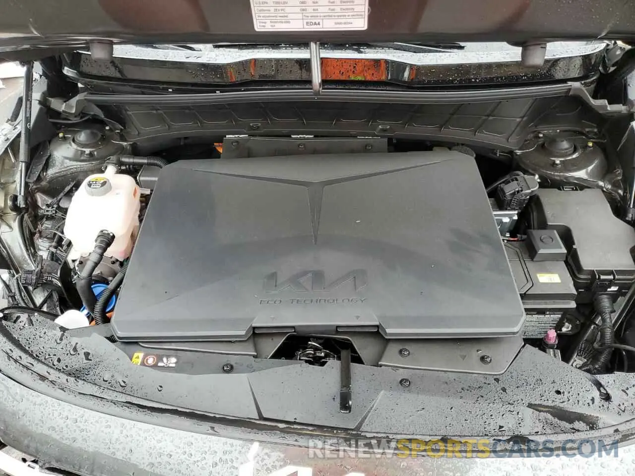 11 Photograph of a damaged car KNDCC3LGXN5160606 KIA NIRO S 2022