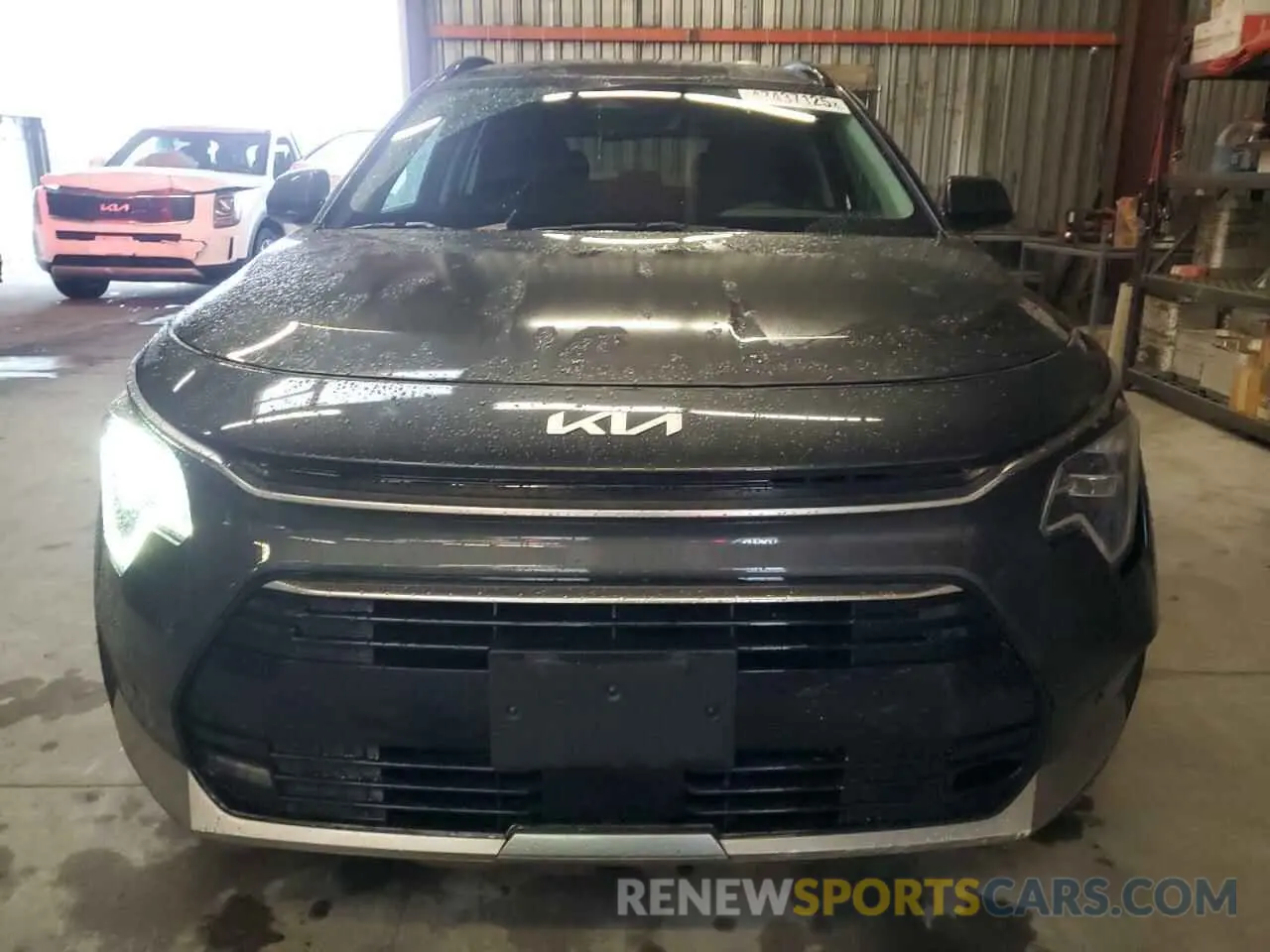 5 Photograph of a damaged car KNDCT3LE3P5050630 KIA NIRO SX 2023