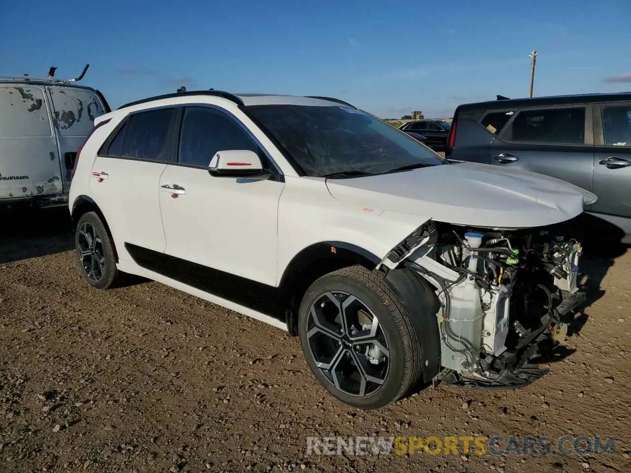 4 Photograph of a damaged car KNDCT3LE3R5123708 KIA NIRO SX 2024