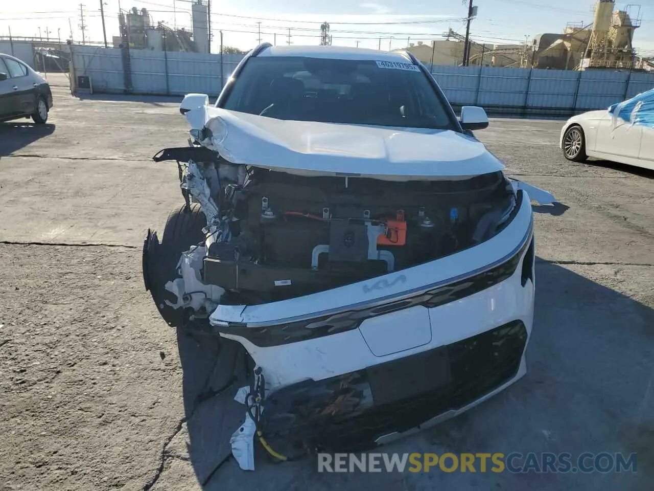 5 Photograph of a damaged car KNDCT3L17P5039014 KIA NIRO WAVE 2023