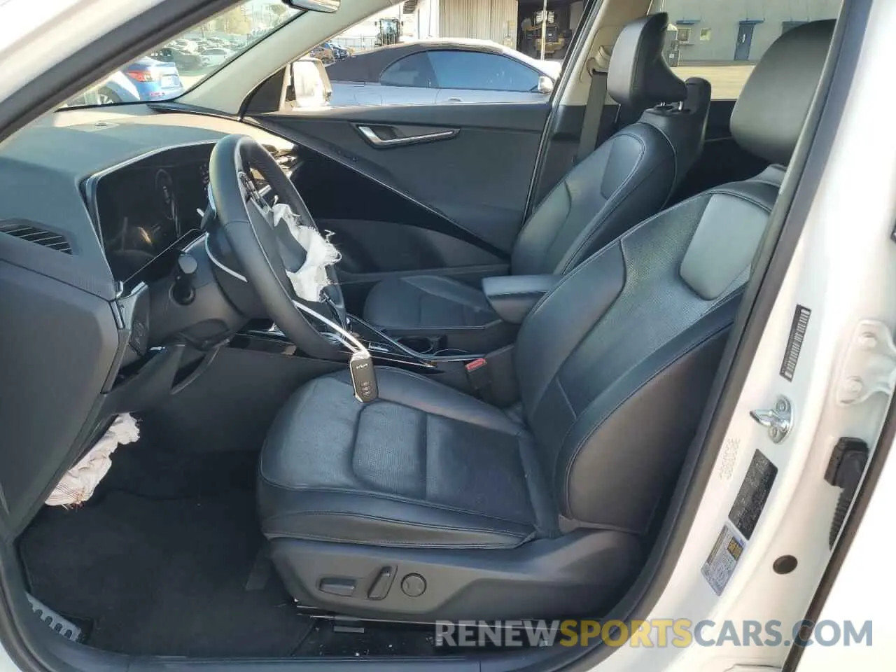 7 Photograph of a damaged car KNDCT3L17P5039014 KIA NIRO WAVE 2023